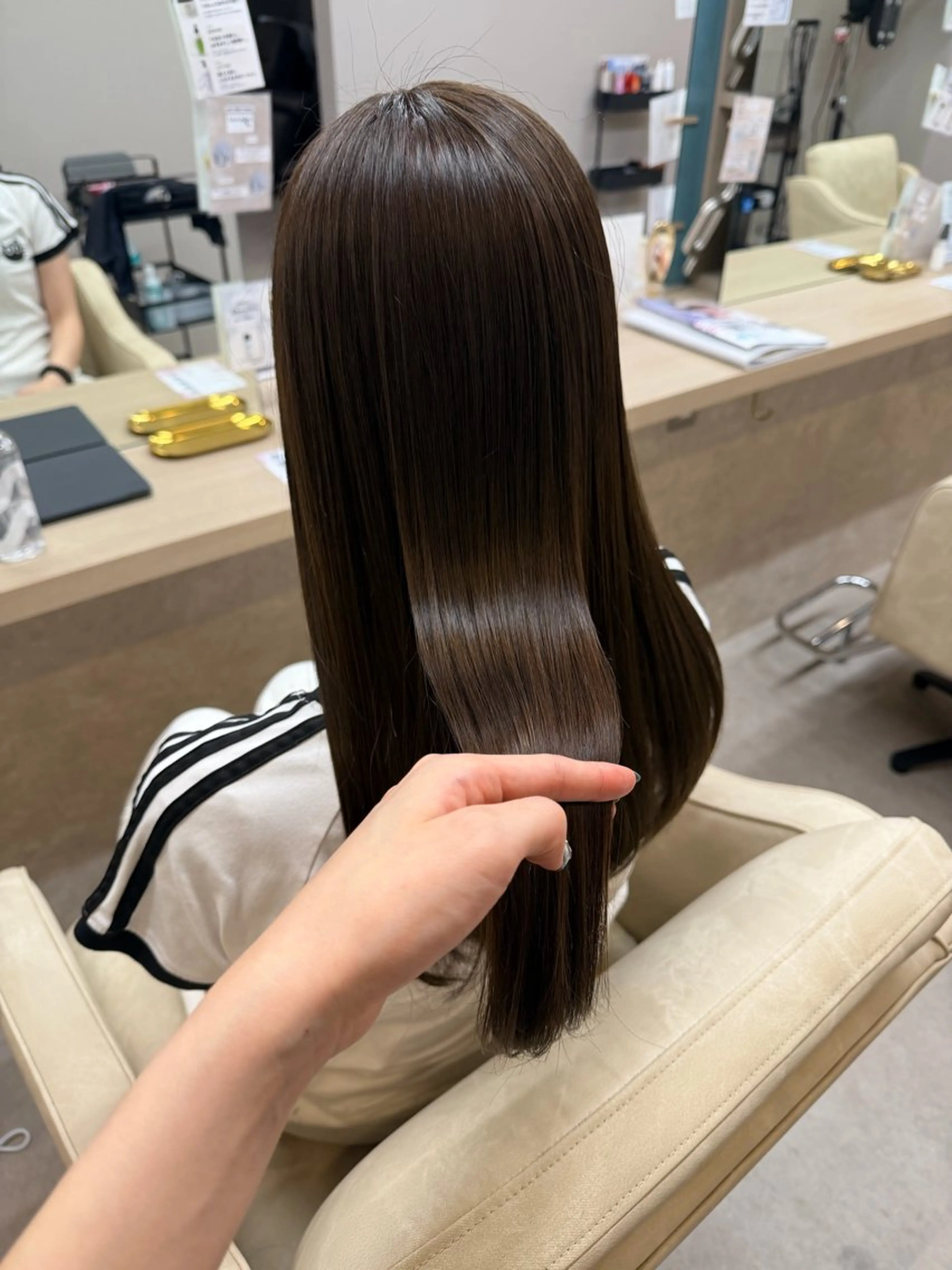ロング カラー りん/ハイトーン💖 🌈髪質改善✨️浜松のヘアスタイル