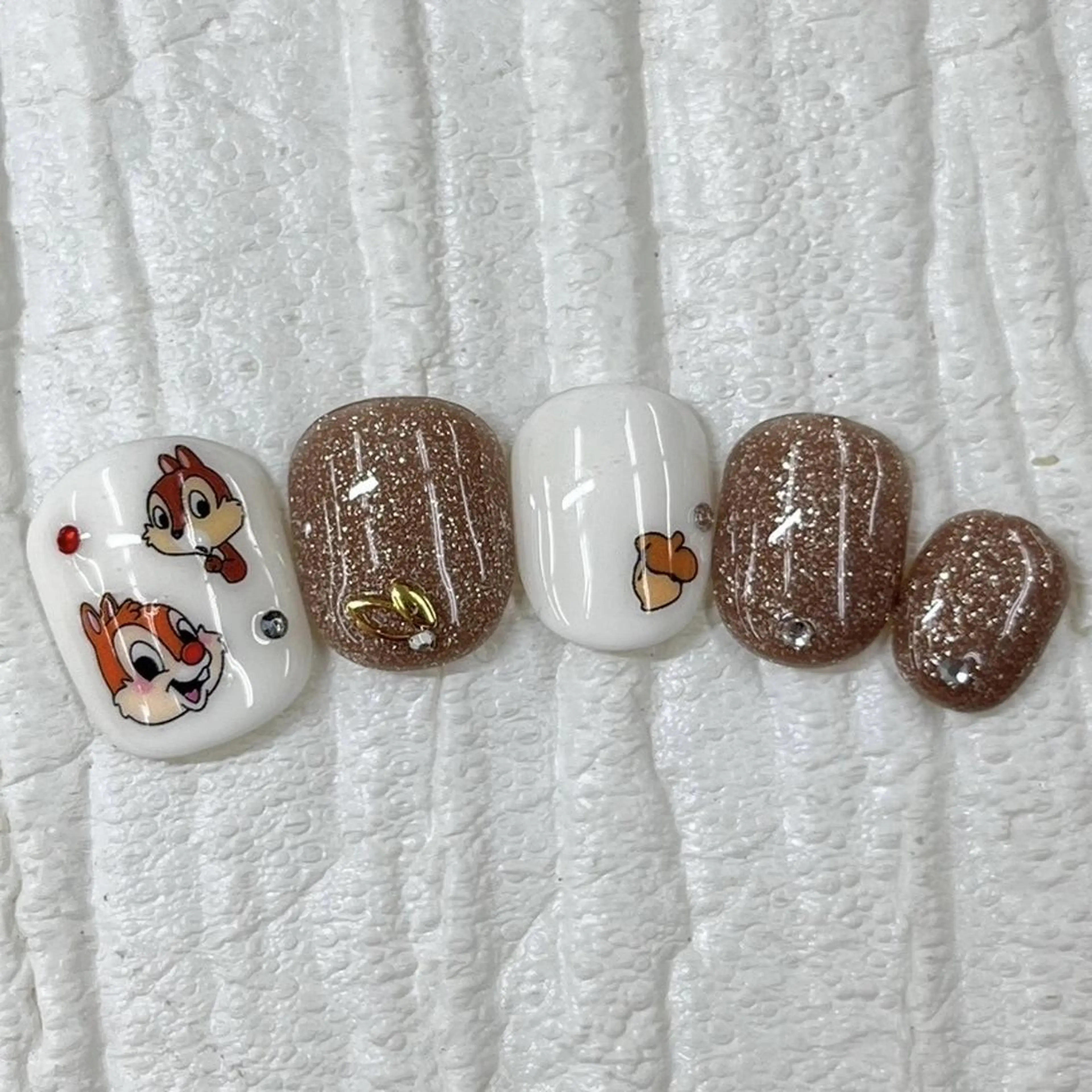ネイル Nail salon Honey Beeのネイルデザイン