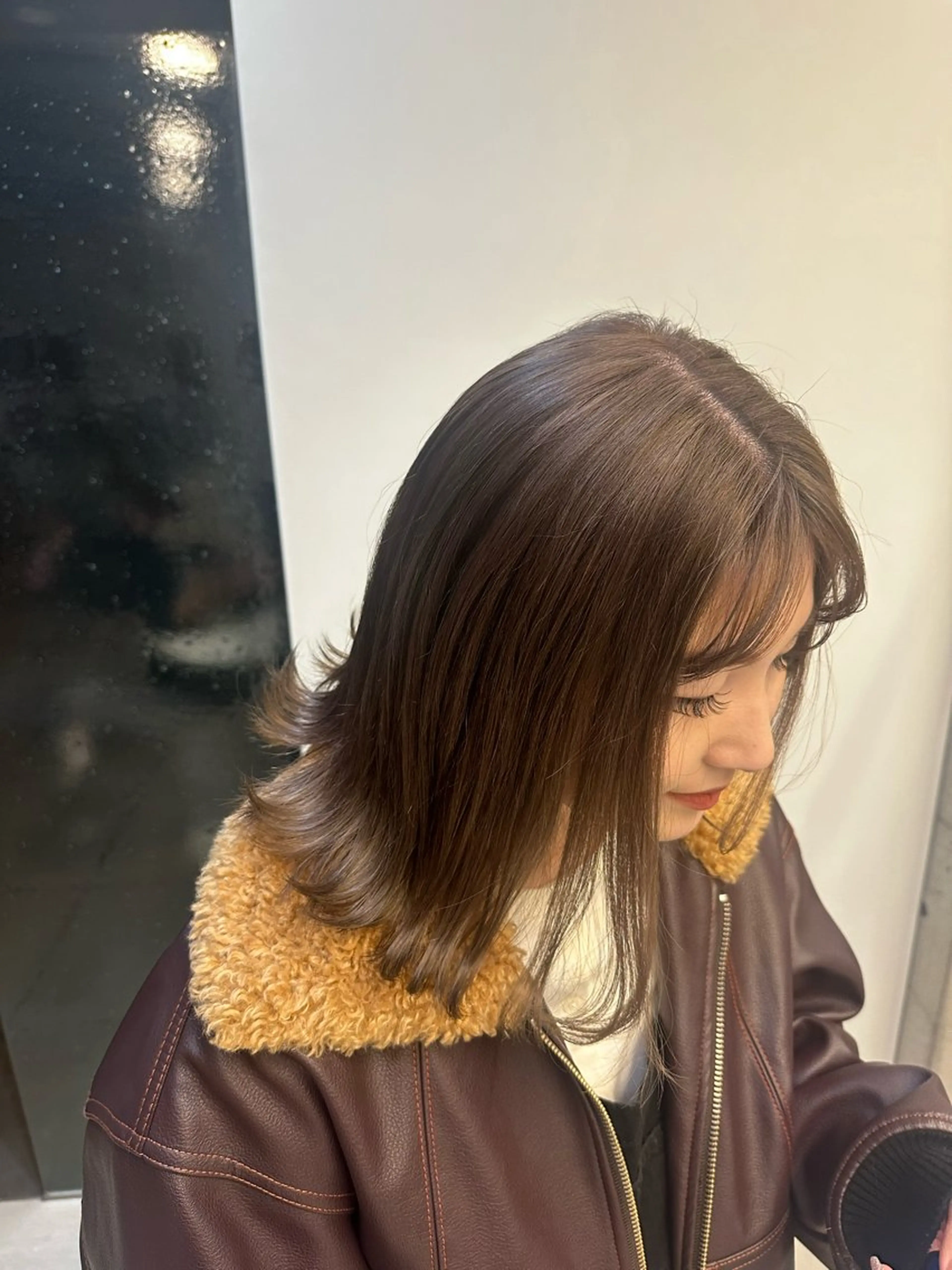 ミディアム カラー ベージュカラー juna🌺/海外 ヘア/ハイトーンのヘアスタイル