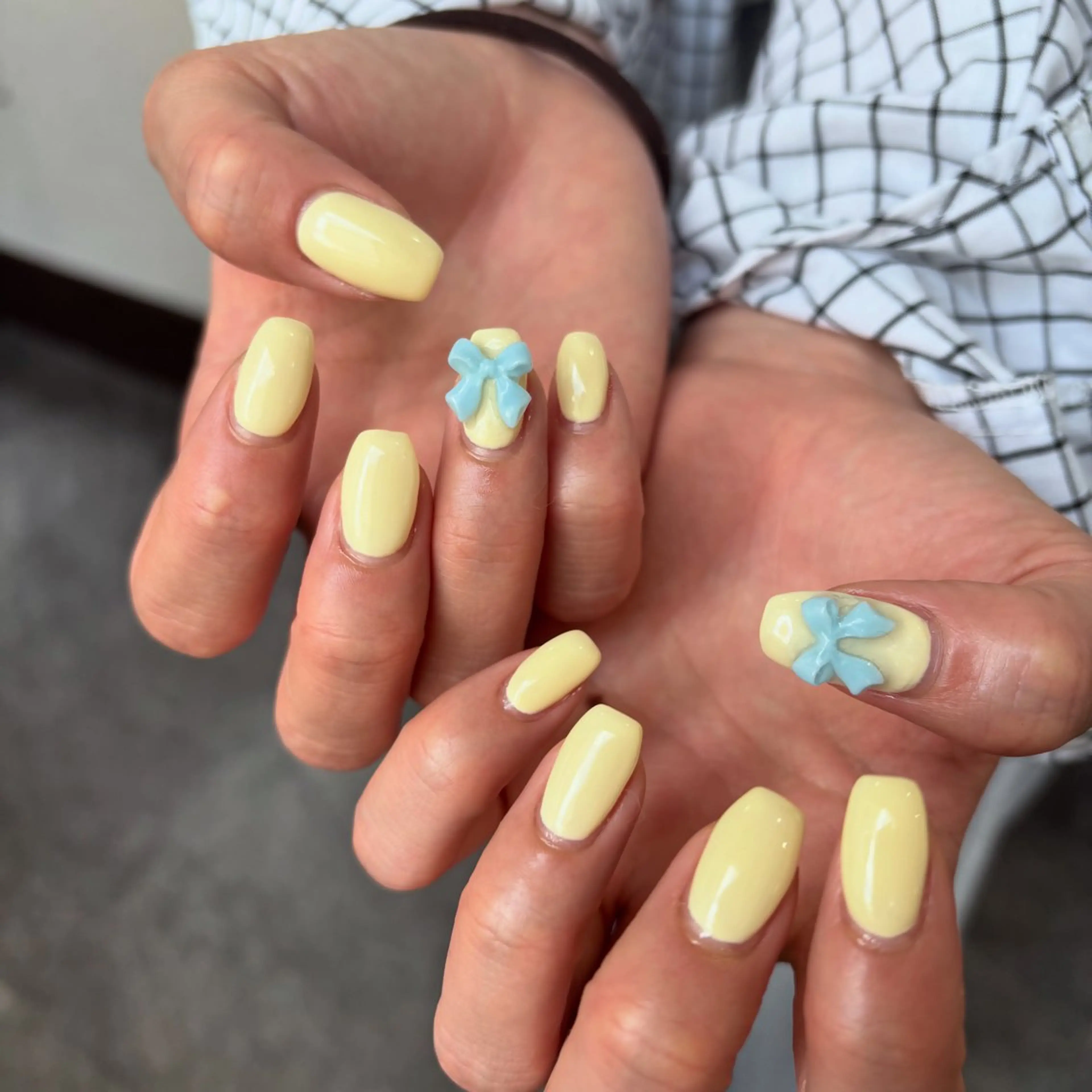 🆕【ワンカラー ＆大きめパーツ２つ】さりげなく可愛い💞の写真