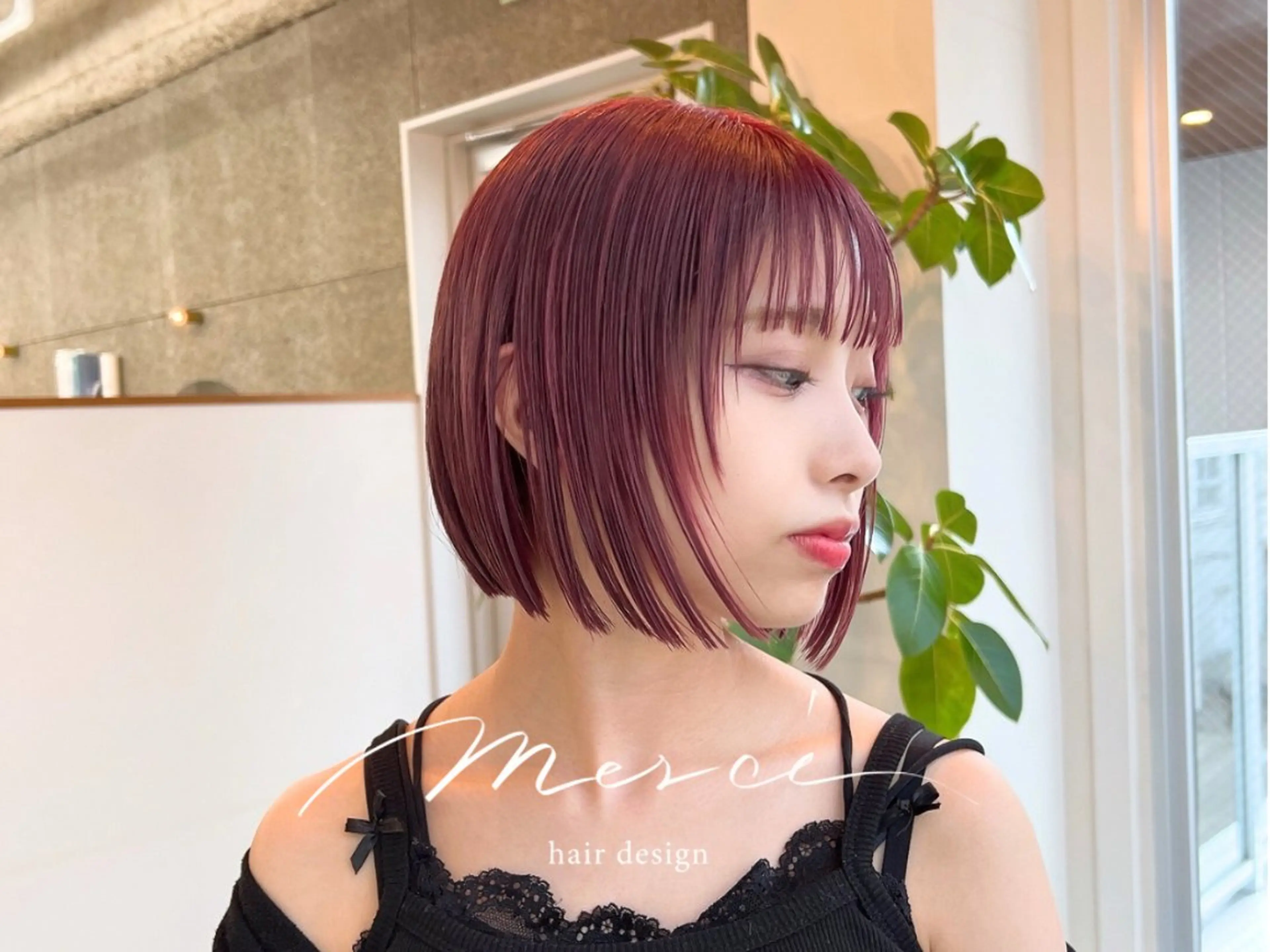 ボブカット+バックスタイル撮影の写真