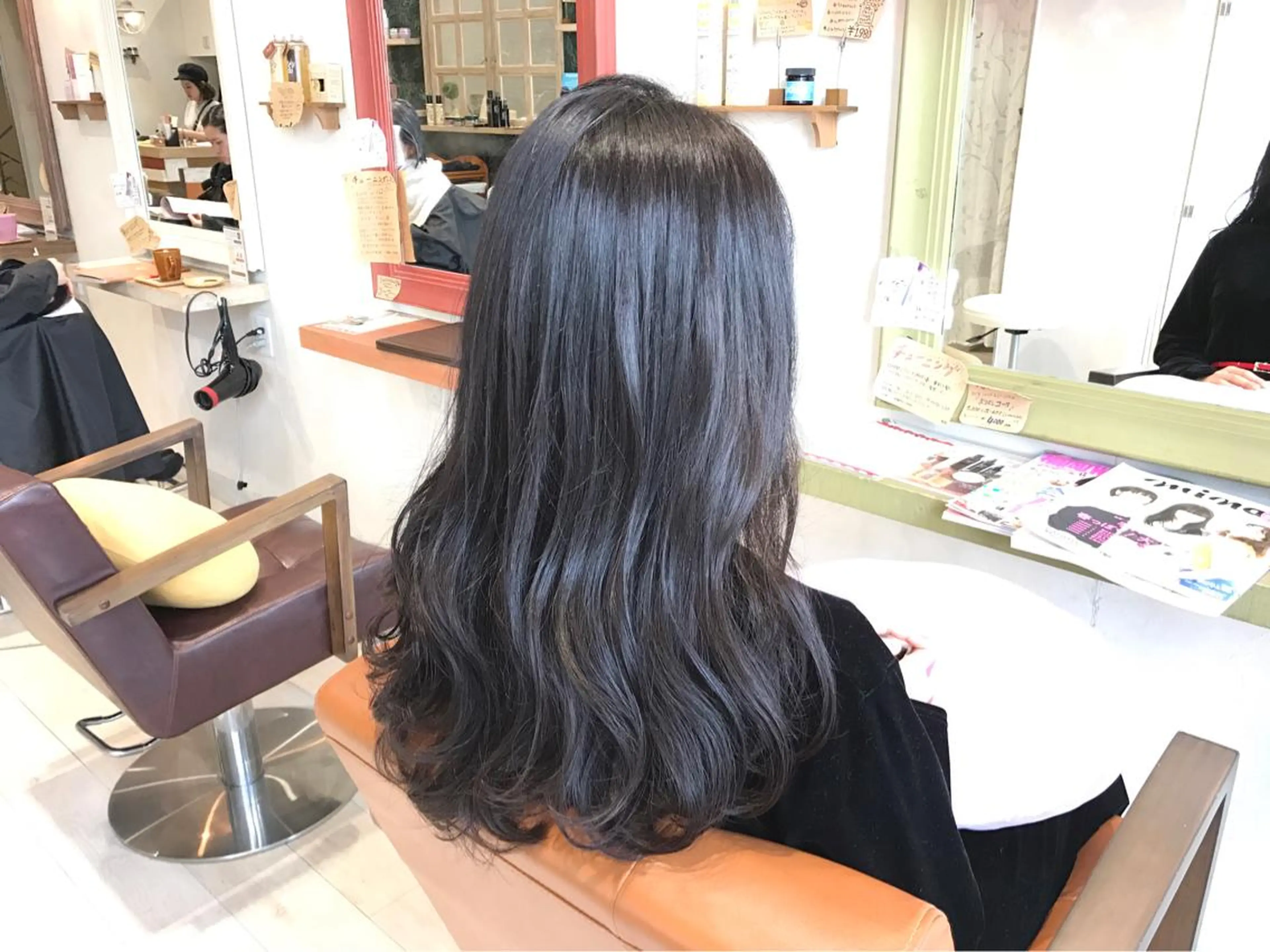 ロング カラー 黒髪 メンズ指名多数!! SiLO 田島のヘアスタイル