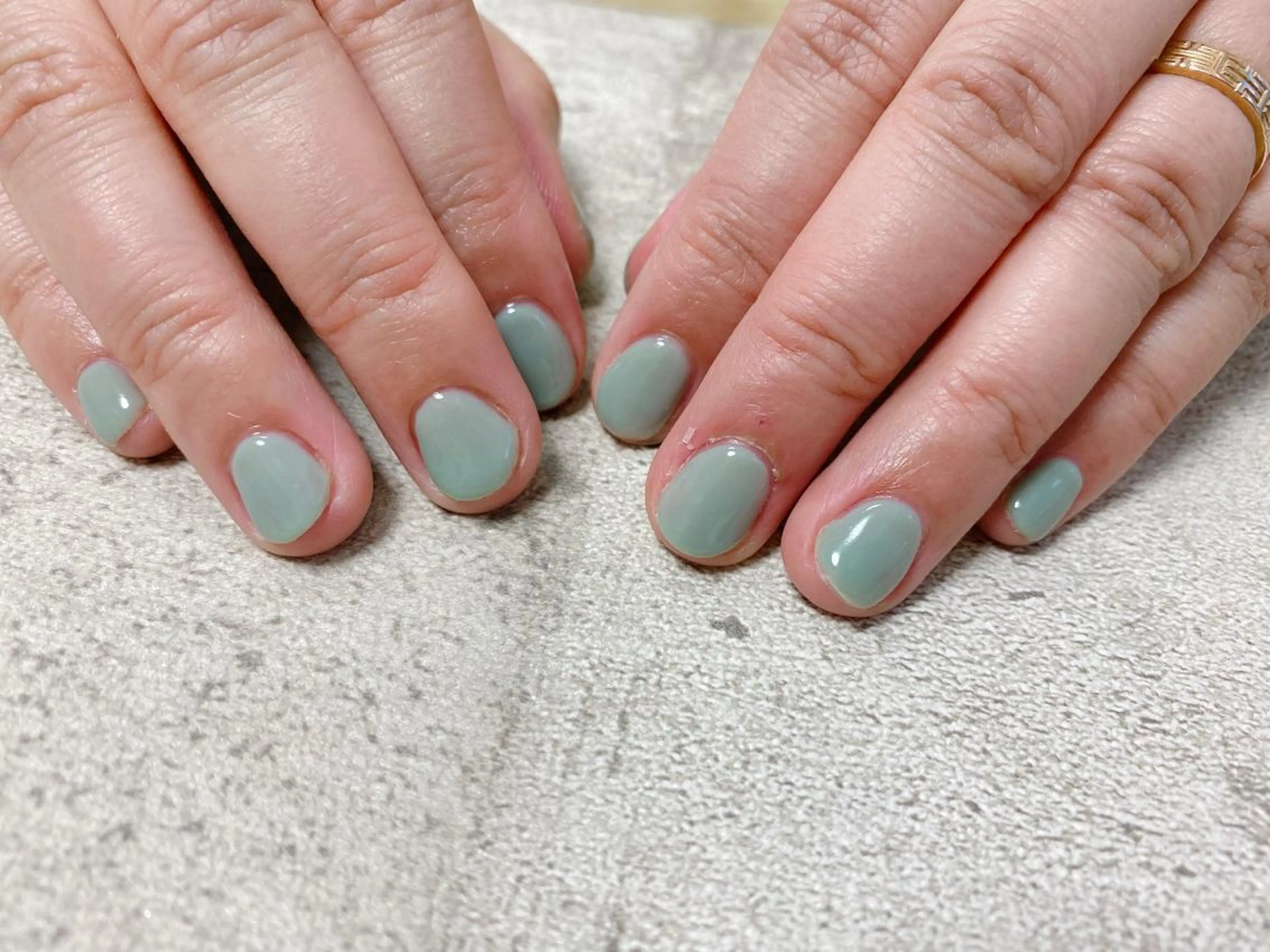 ネイル グリーン ハンドネイル mogunail &blowのネイルデザイン