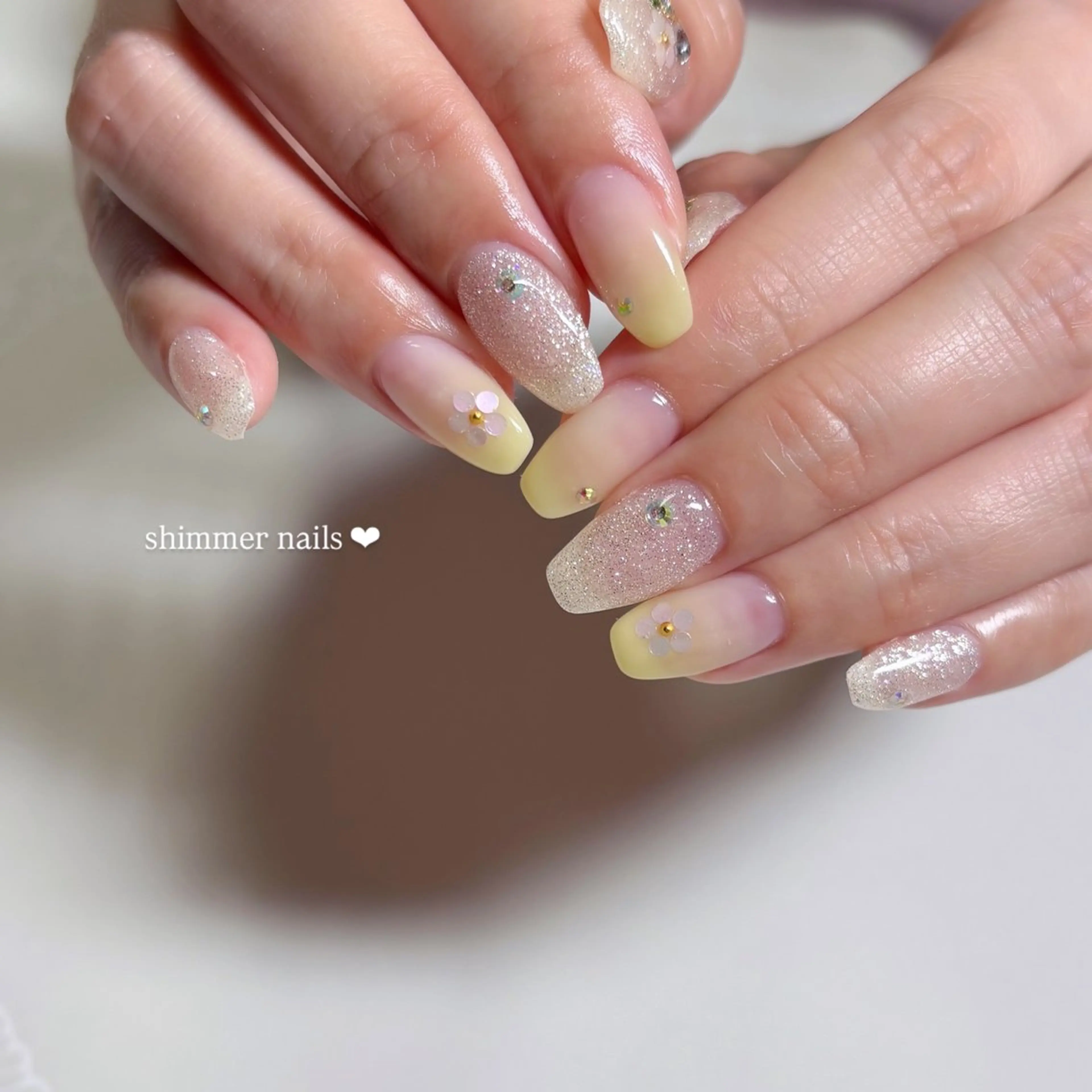 ネイル shimmer nailsのネイルデザイン