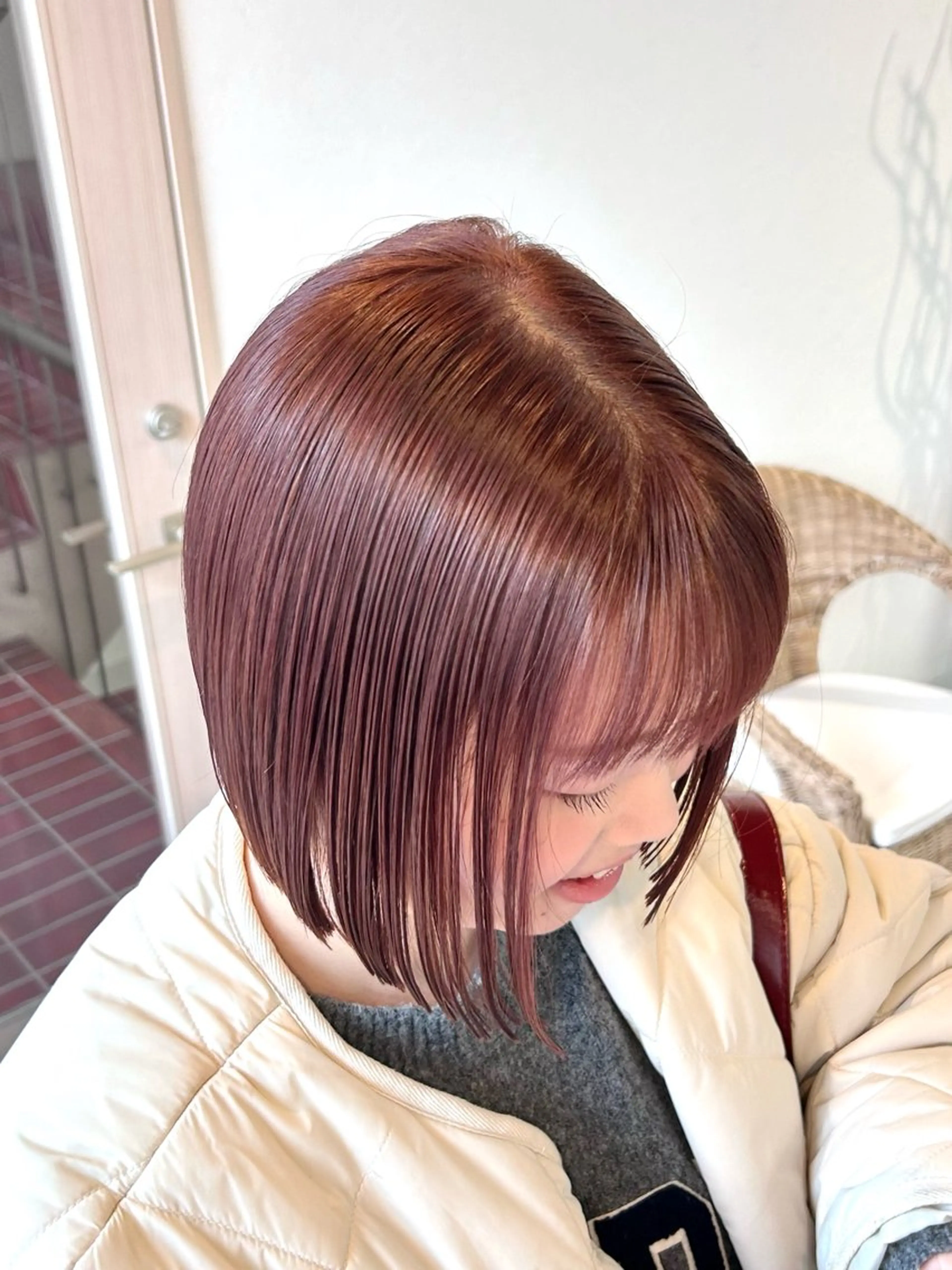 ミディアム カラー ブリーチ ダブルカラー ブリーチなしカラー カット ヘアカラー トリートメント 艶カラー/レイヤー/ ハイトーン/まなみのヘアスタイル