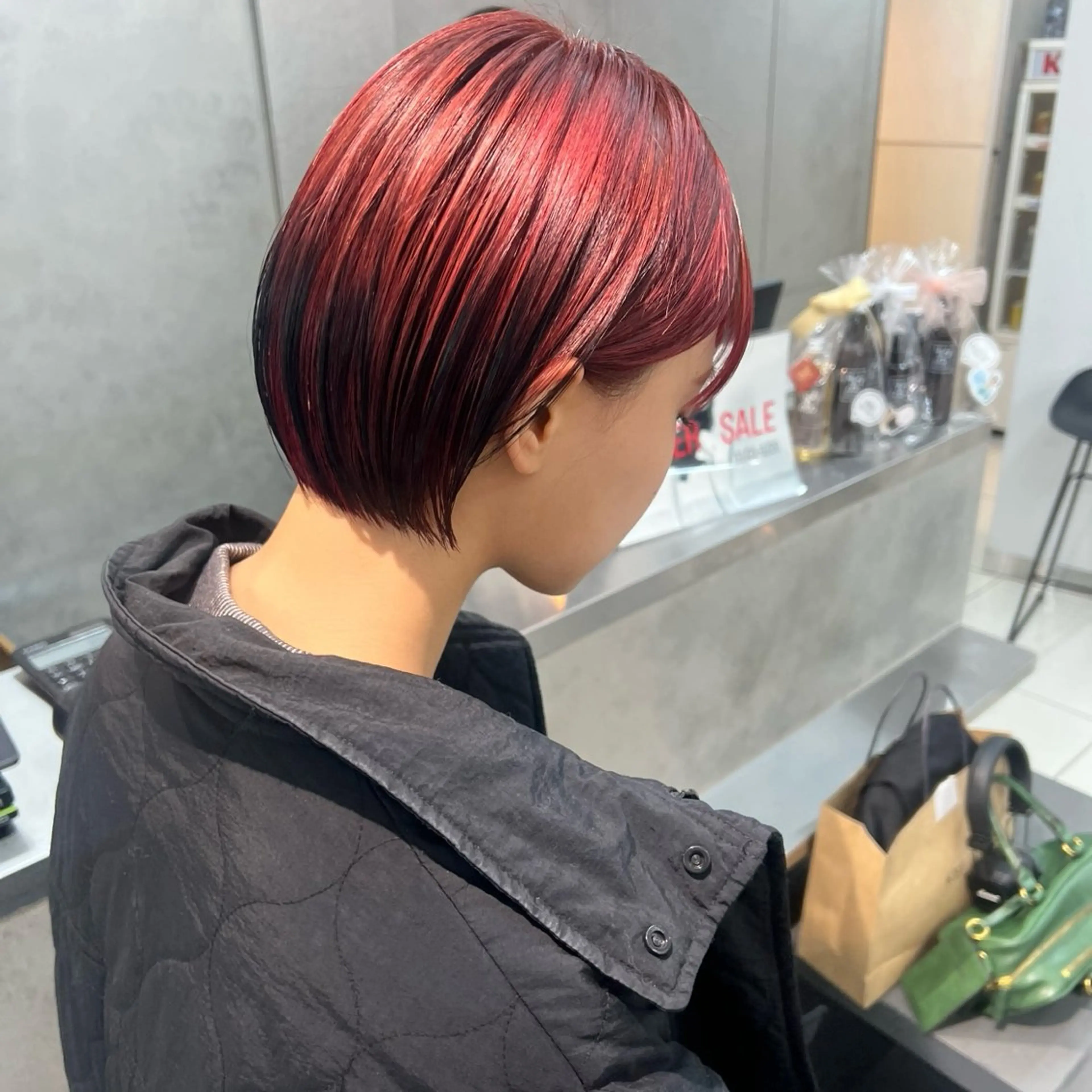 ショート カラー カット ヘアカラー ハイトーンカラー/ さらさのヘアスタイル