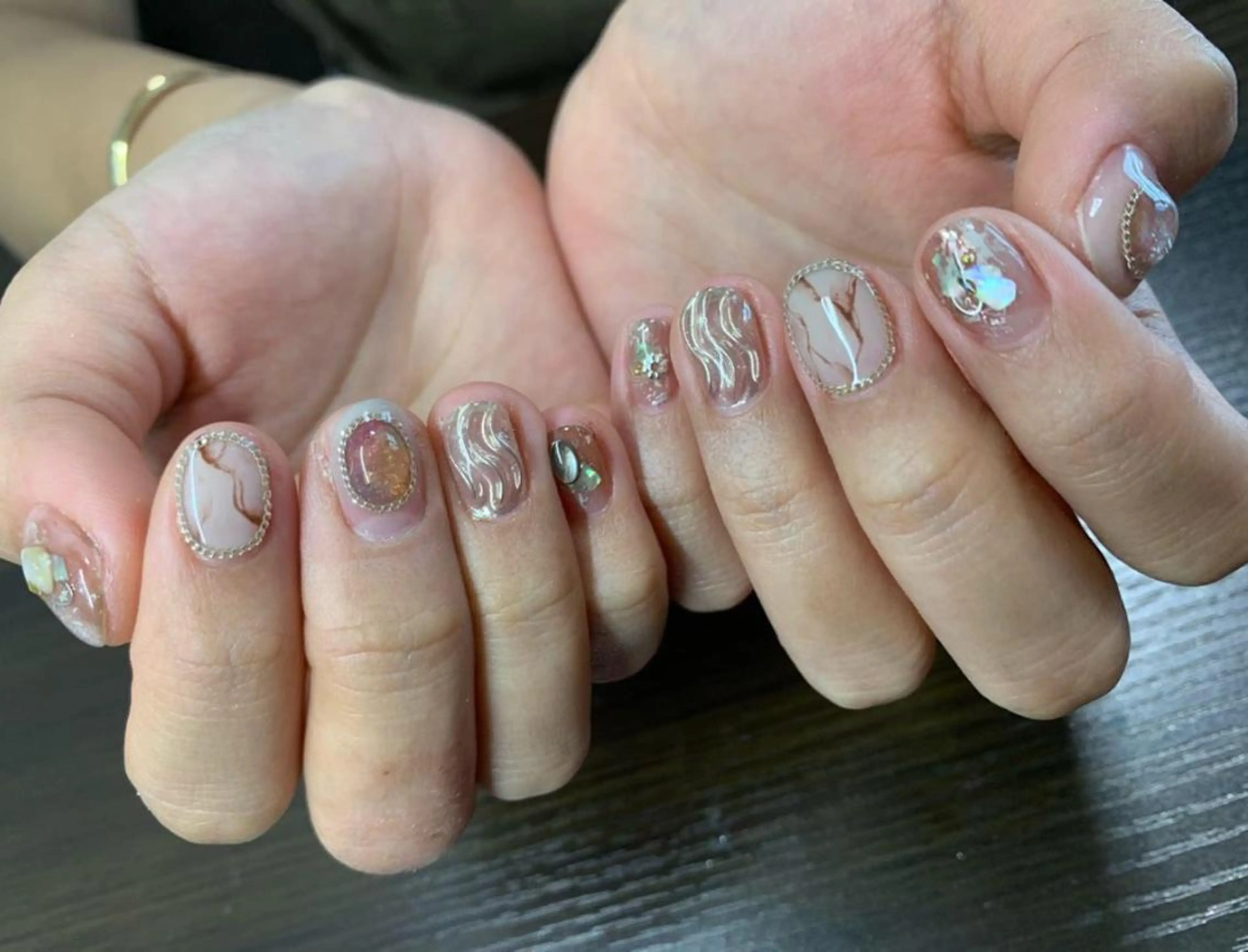 ネイル Lino nailのネイルデザイン