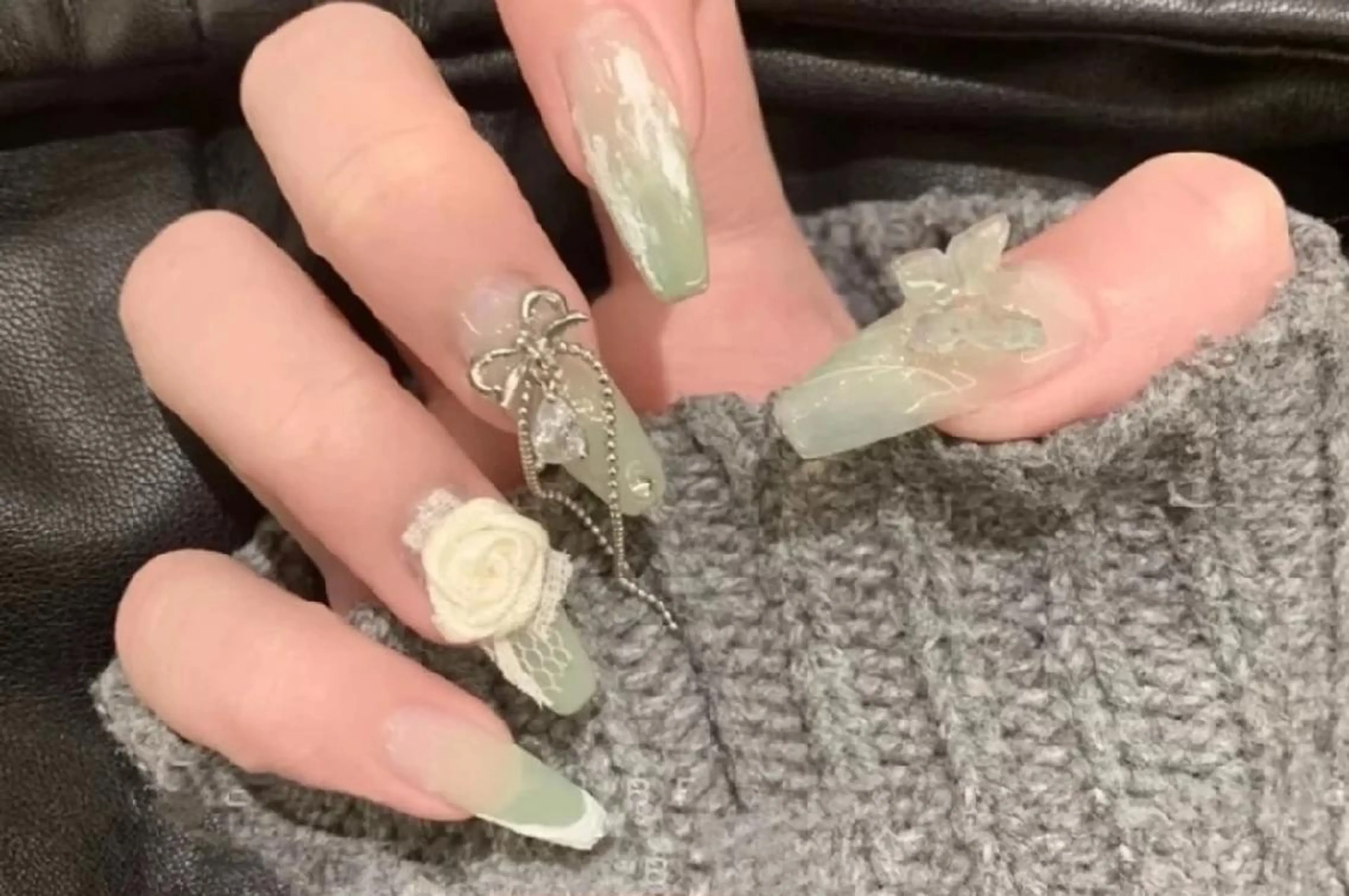 ネイル N. サロン所属・Theone栄店 田口のネイルデザイン