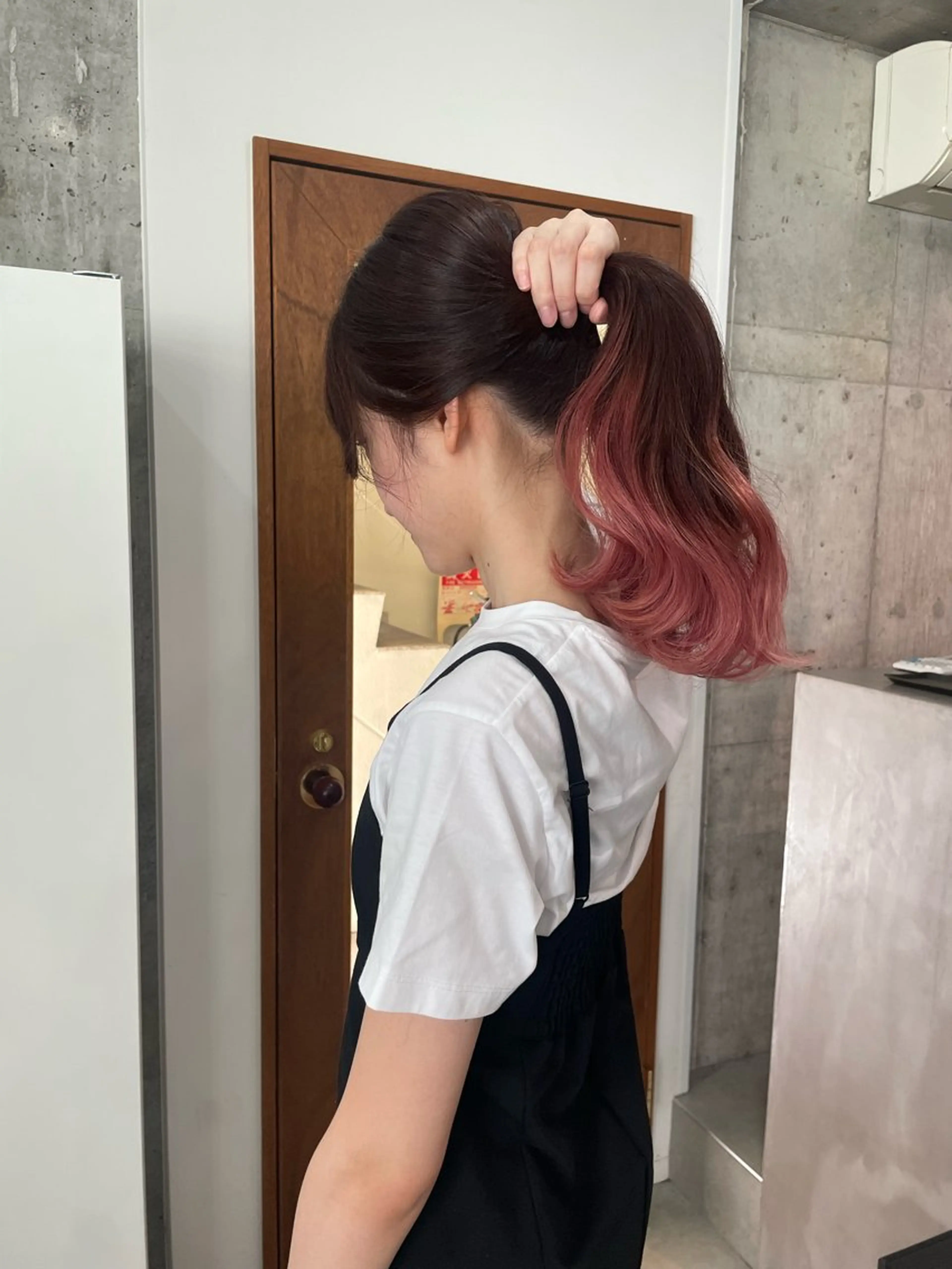ロング カット ヘアカラー トリートメント 横山 奈央のヘアスタイル