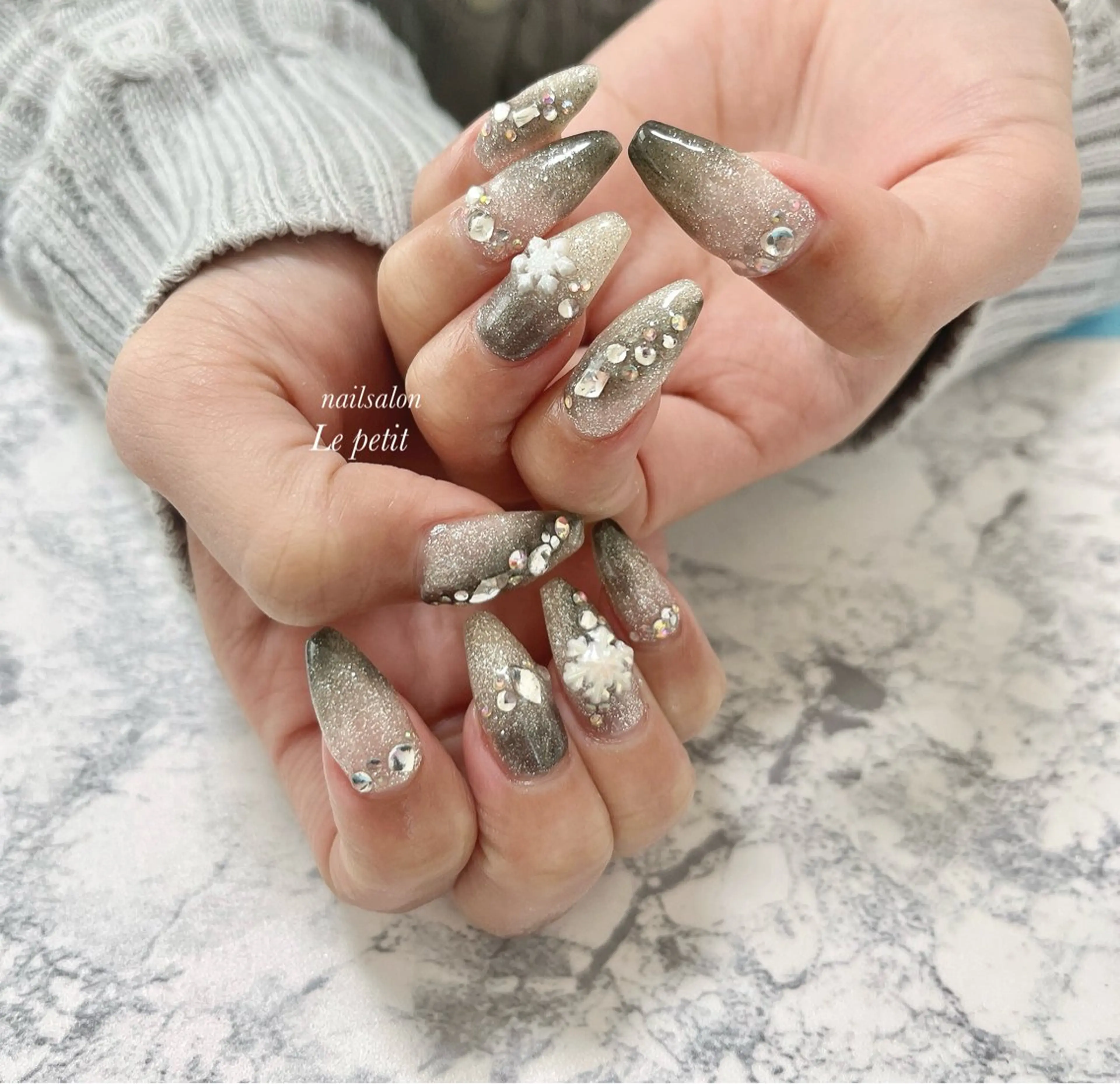 ネイル 石野 広佳のネイルデザイン