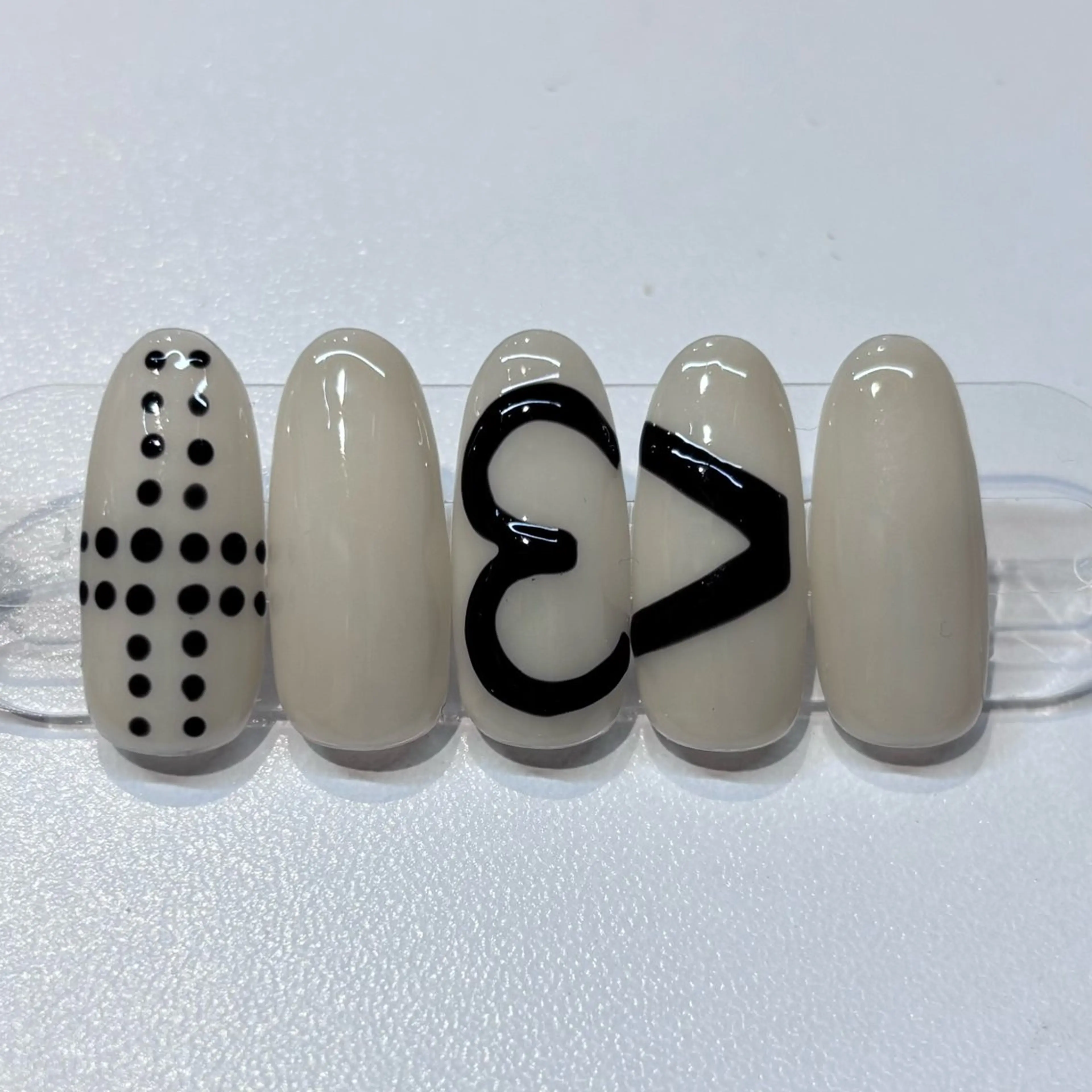 ネイル ハンドネイル 柴田 幸菜のマツエク・マツパデザイン