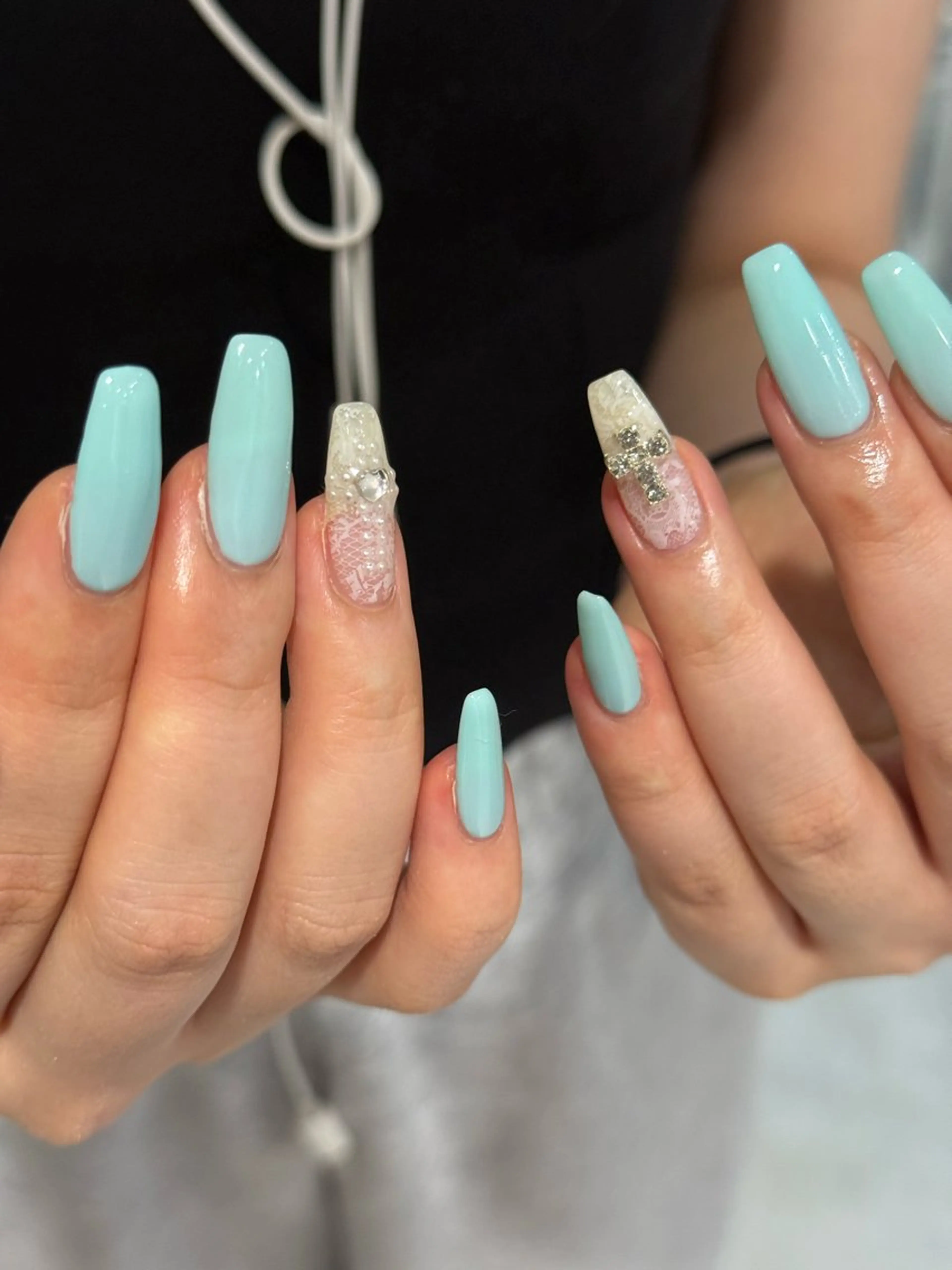 ネイル ハンドネイル airi 🤍のネイルデザイン