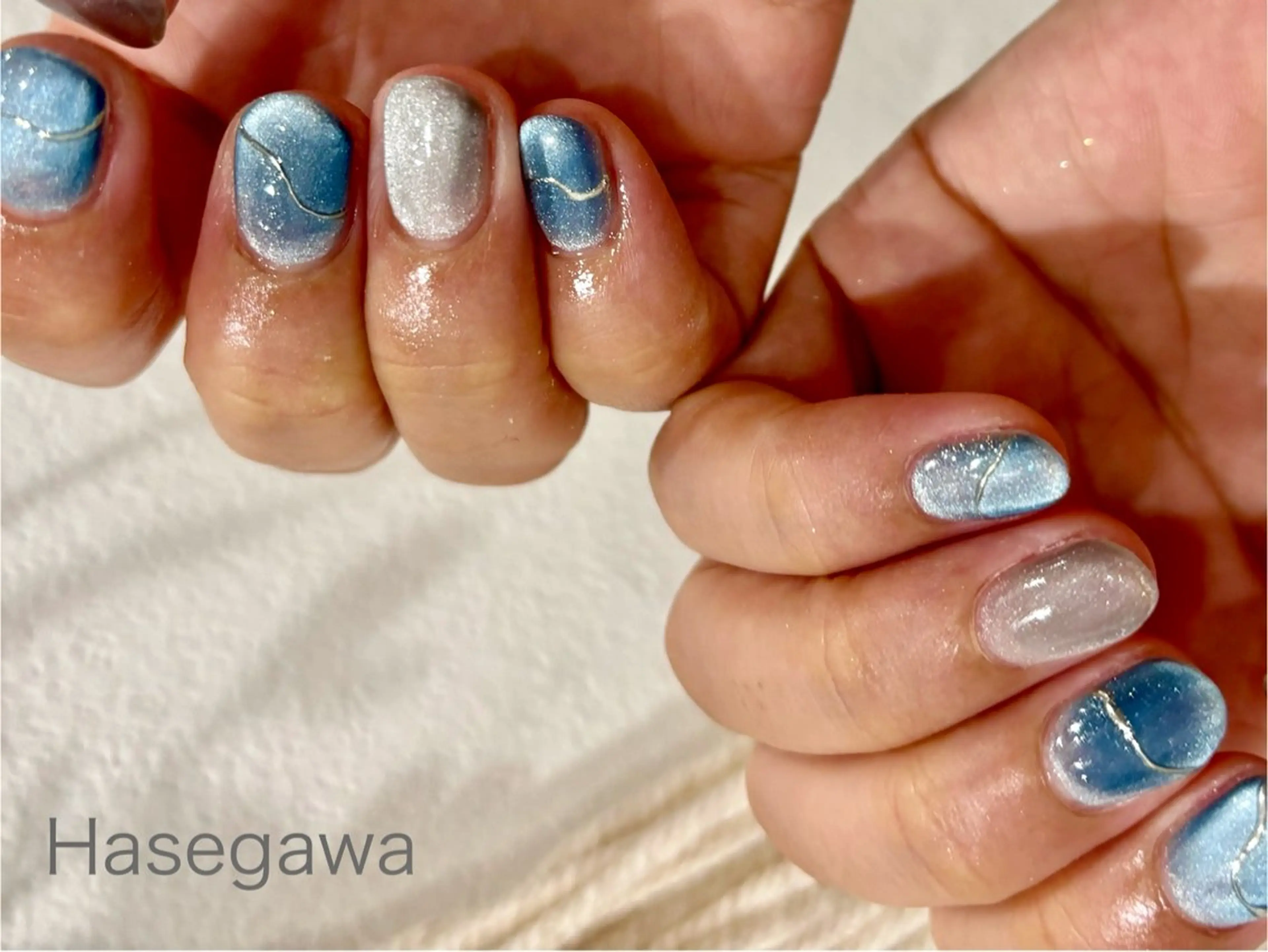 ネイル アートネイル ブルー ミラーネイル シルバー ハンドネイル DROP 長谷川のネイルデザイン