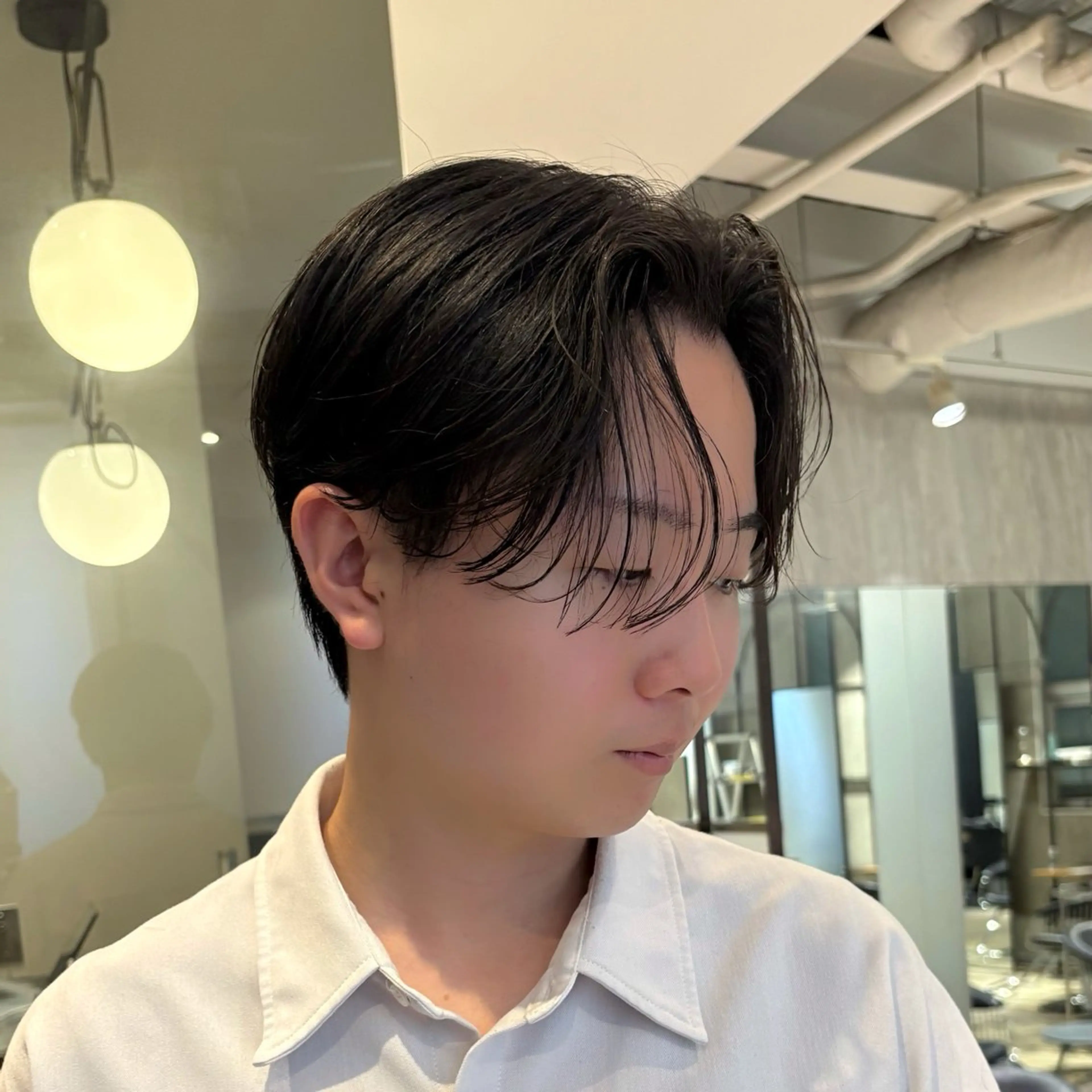 メンズ センターパート カット ありあ【カット、 パーマモデル】のヘアスタイル