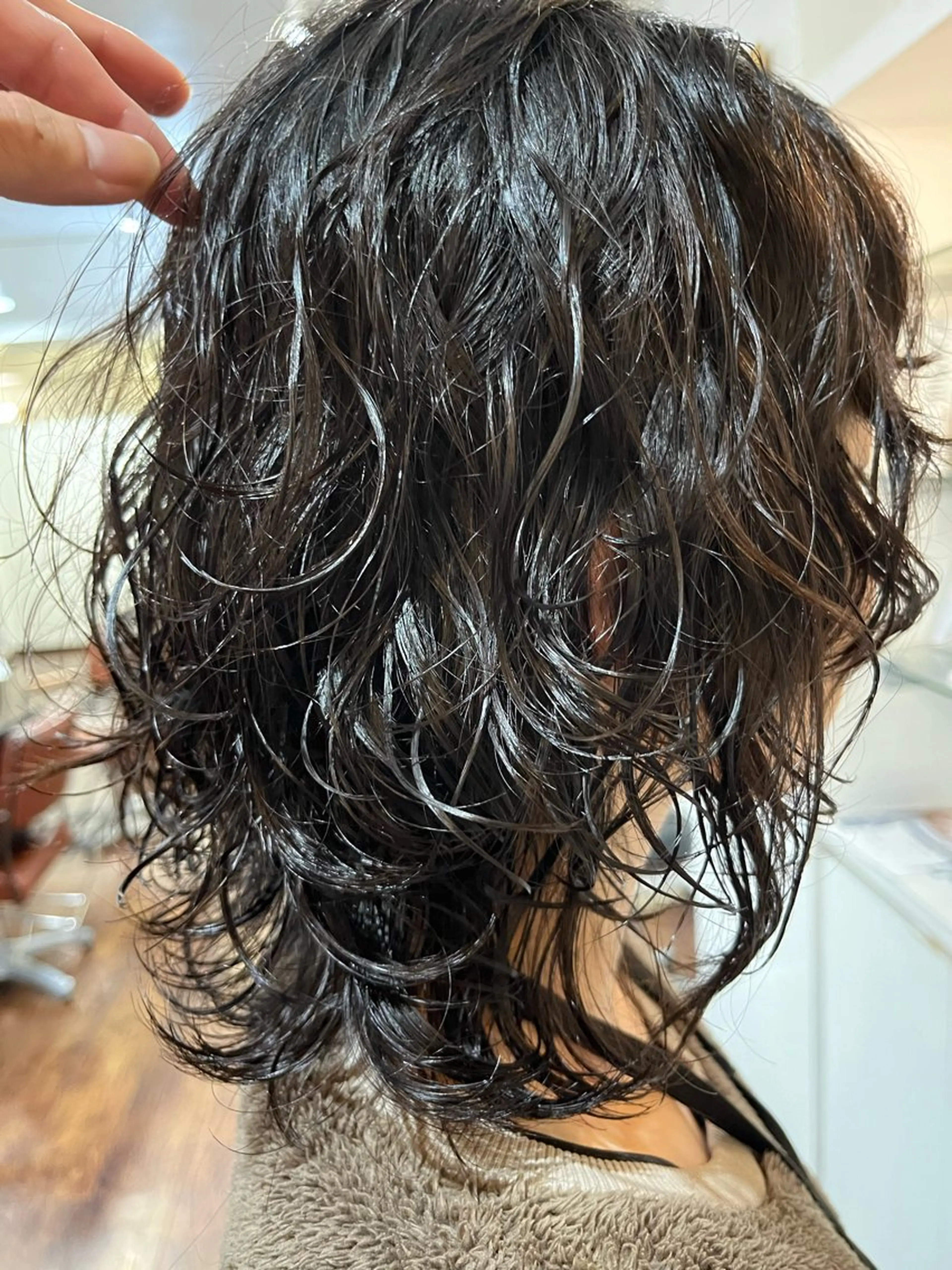 ミディアム ミディアムパーマ レイヤーカット カット パーマ 似合わせパーマ/ 山本銀次郎のヘアスタイル