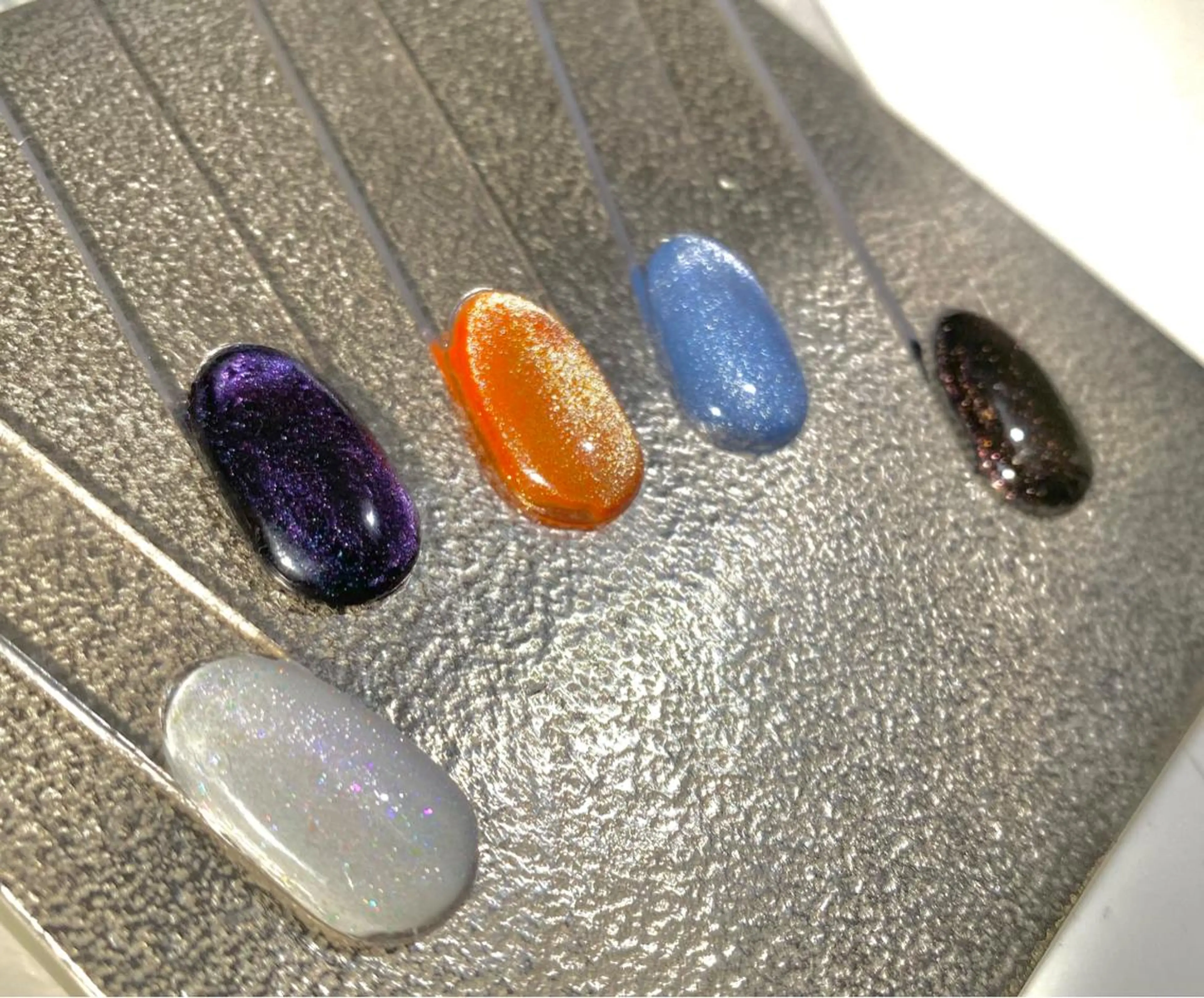 ネイル マグネットネイル ✨akari✨千葉駅 アート、メンズネイルのネイルデザイン