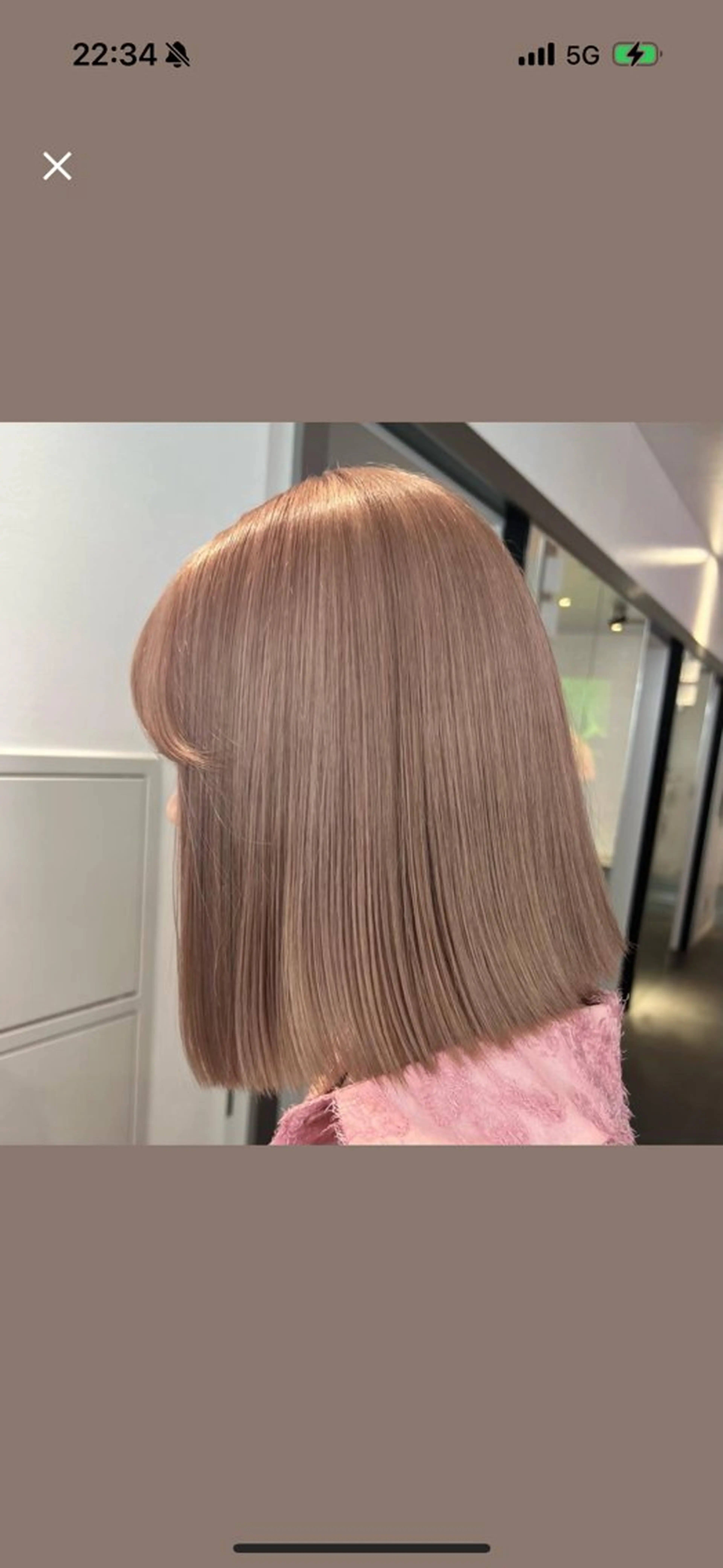 ミディアム カラー ベージュカラー カット ヘアカラー トリートメント 🌼動き×透明感🩵 ハイトーン/ナナのヘアスタイル