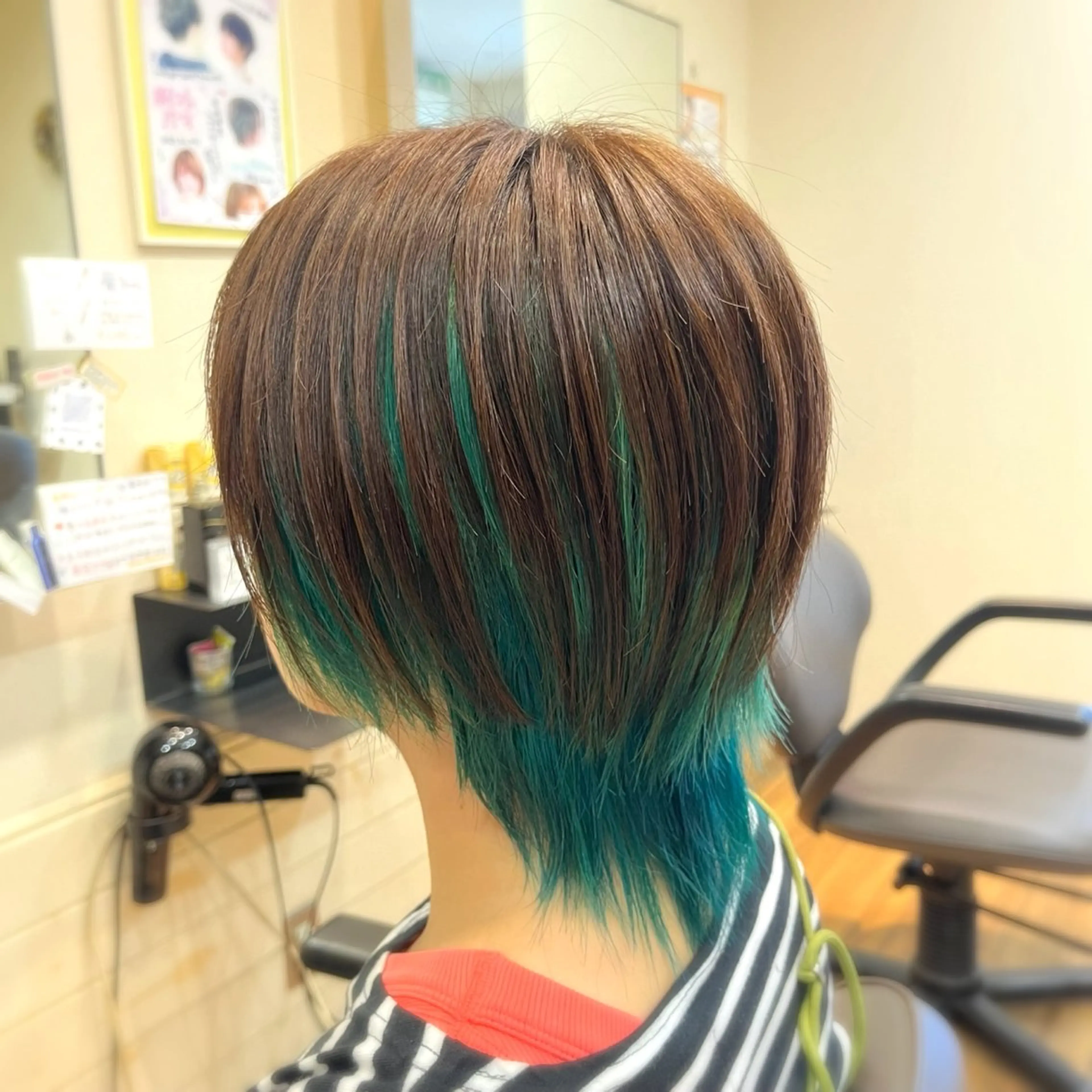 ショート カラー カット ヘアカラー トリートメント 森山 雄太のヘアスタイル