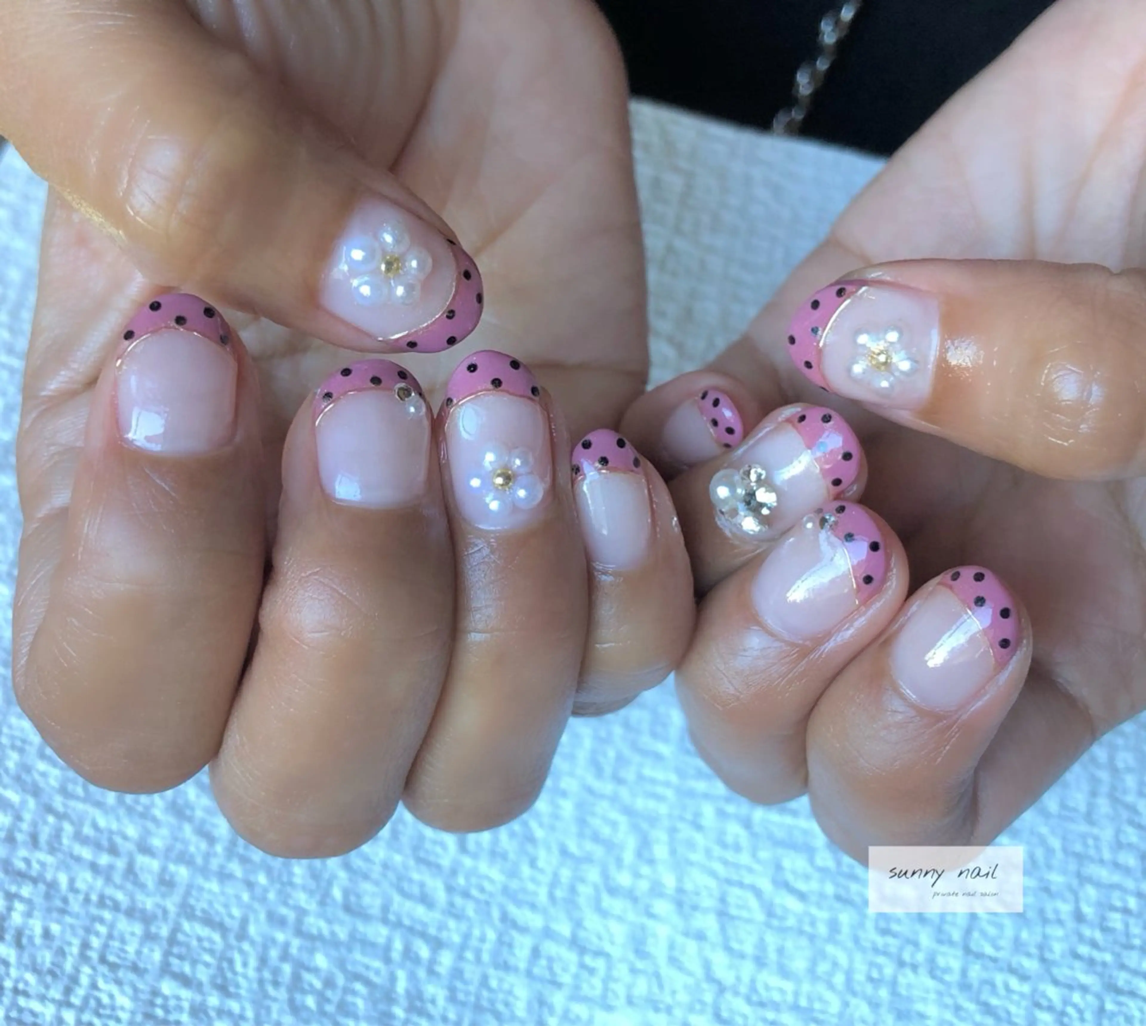 ネイル アートネイル ドット フレンチネイル ニュアンスネイル sunny nailのネイルデザイン