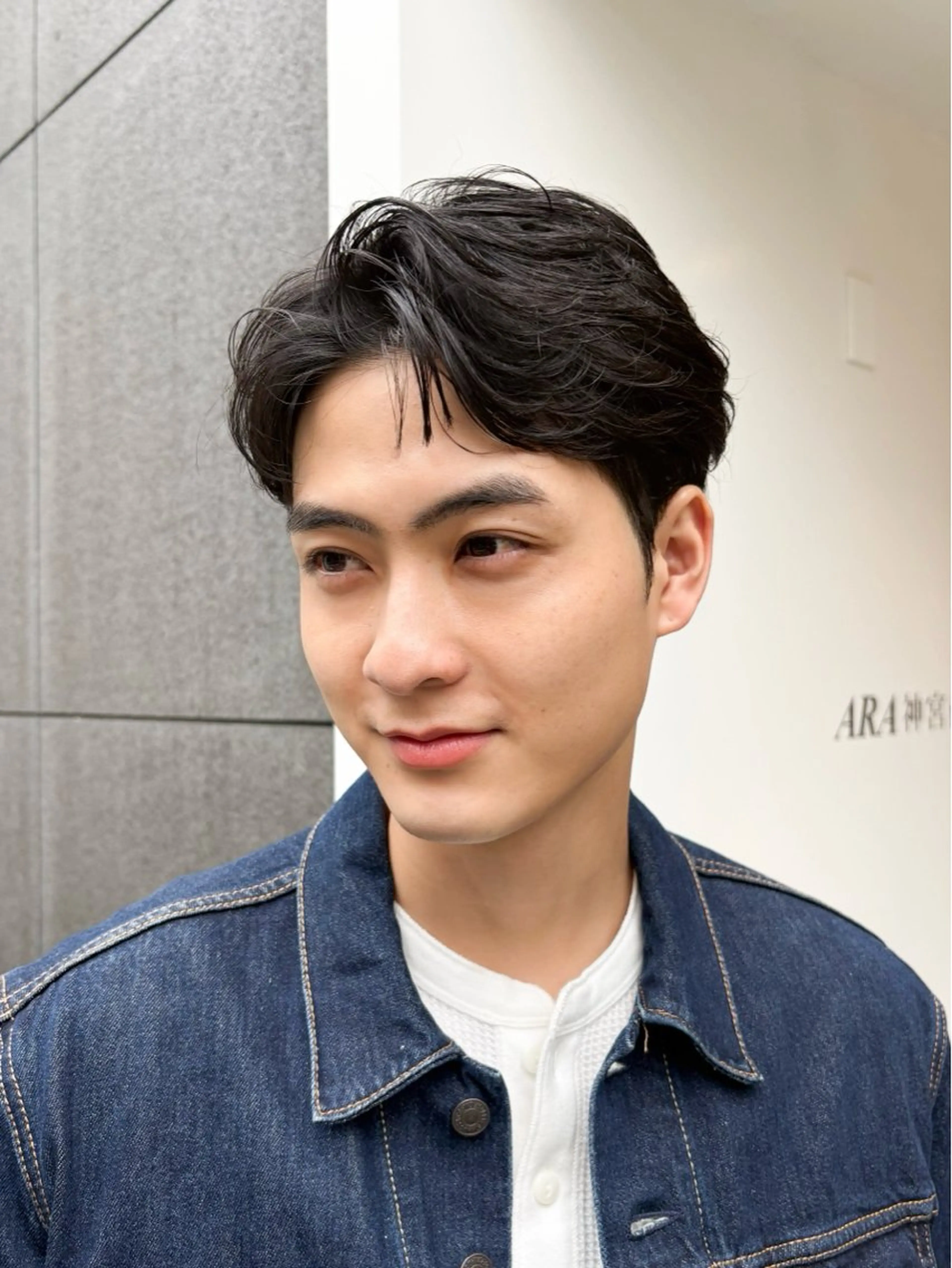 パーマ メンズ ビジネス フェザーパーマ メンズパーマ カット 【メンズ縮毛矯正】 FILMS  軍司のヘアスタイル