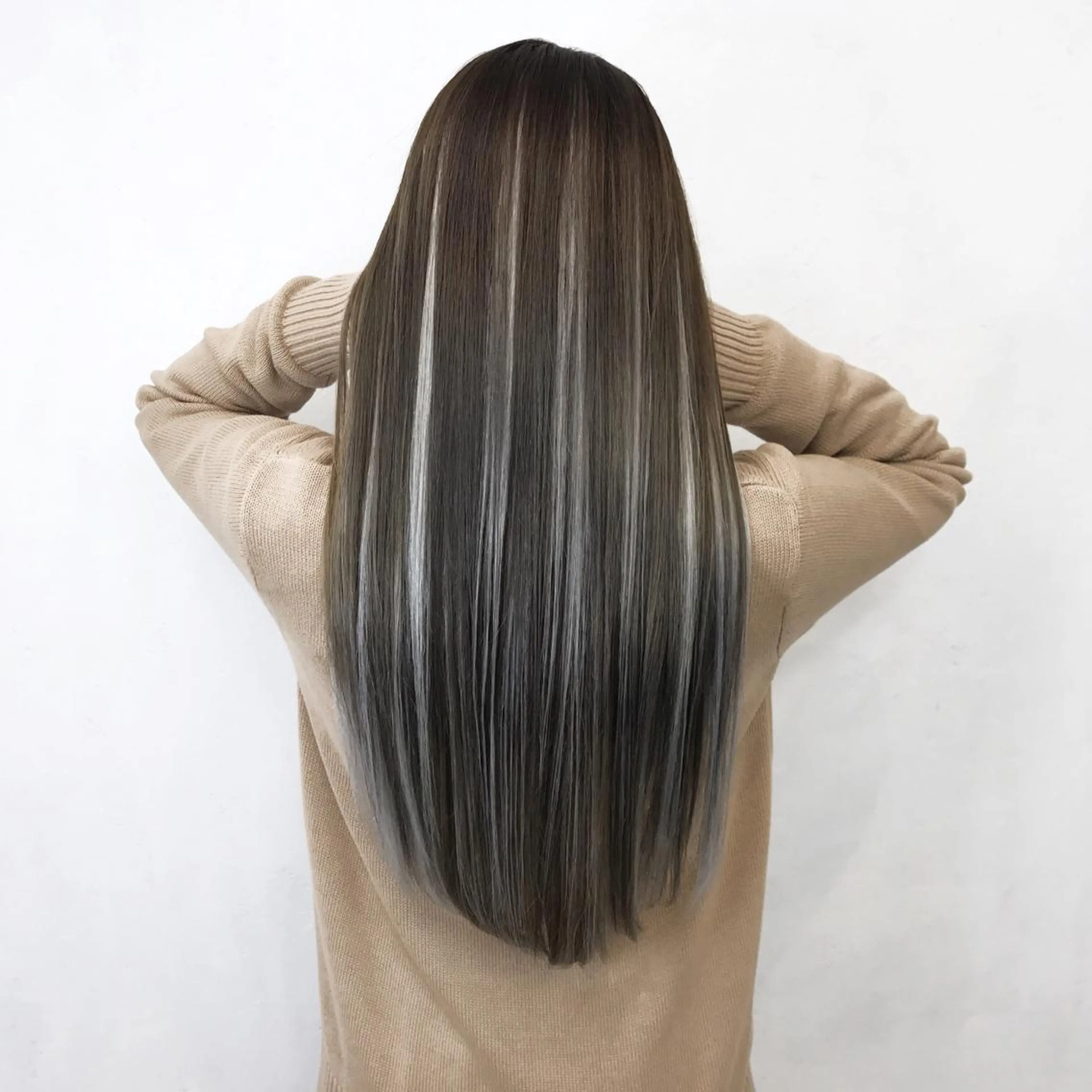 ロング カラー ハイライトカラー ハイライト エクステ TATSUYA アートディレクターのヘアスタイル