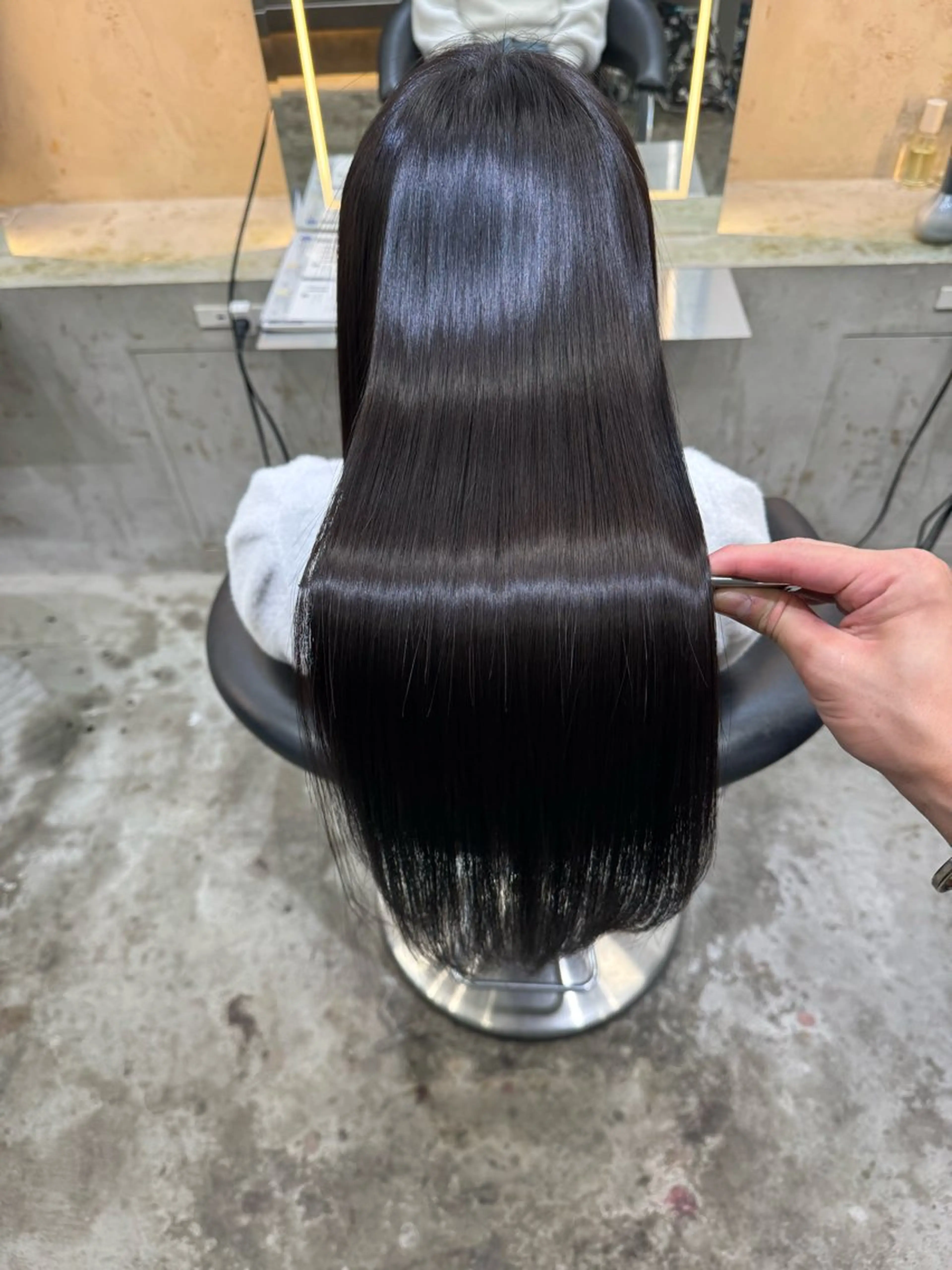 ロング 艶感カラー/縮毛矯正 髪質改善/三ツ木一生のヘアスタイル