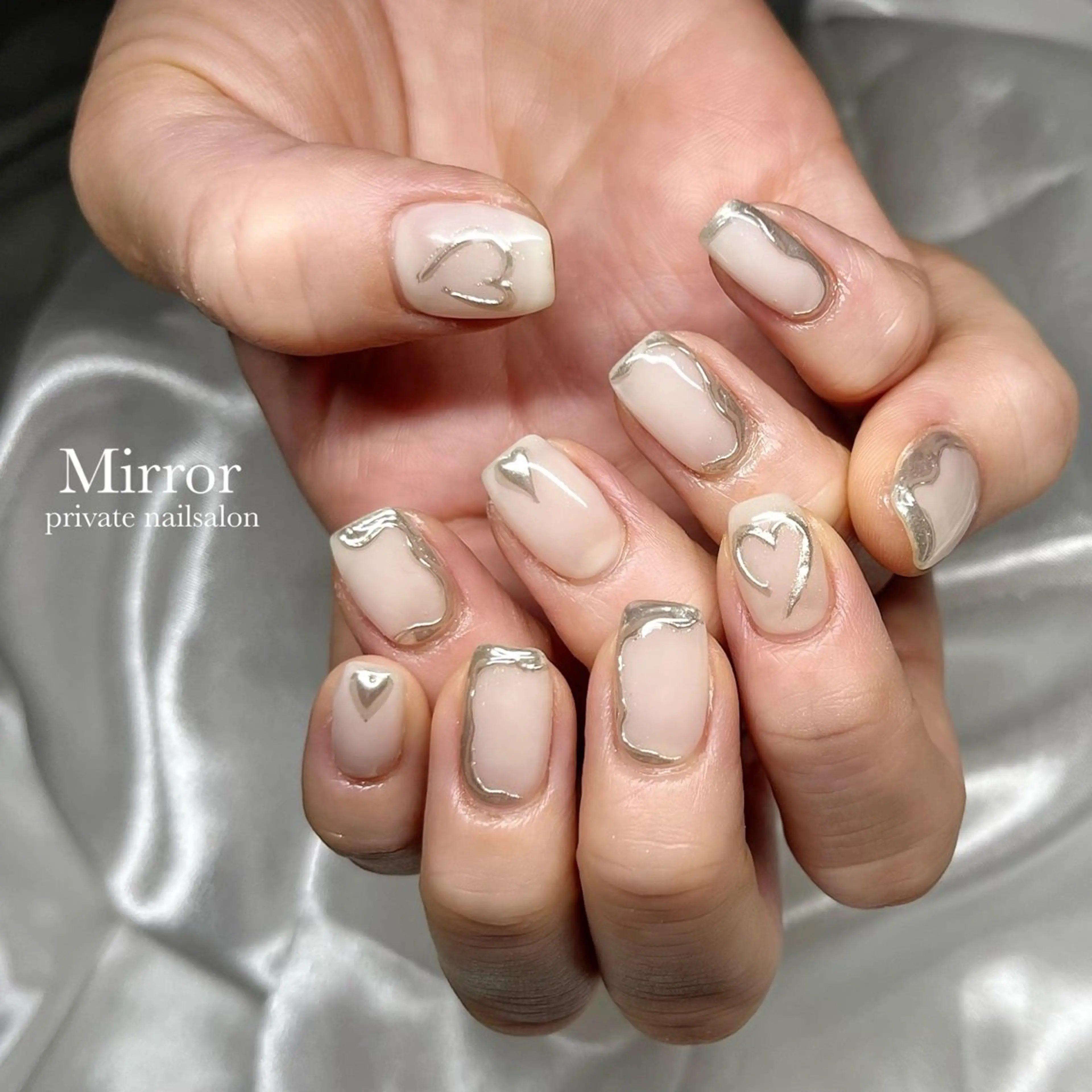 ネイル ハート ミラーネイル ハンドネイル nailsalon Mirrorのネイルデザイン