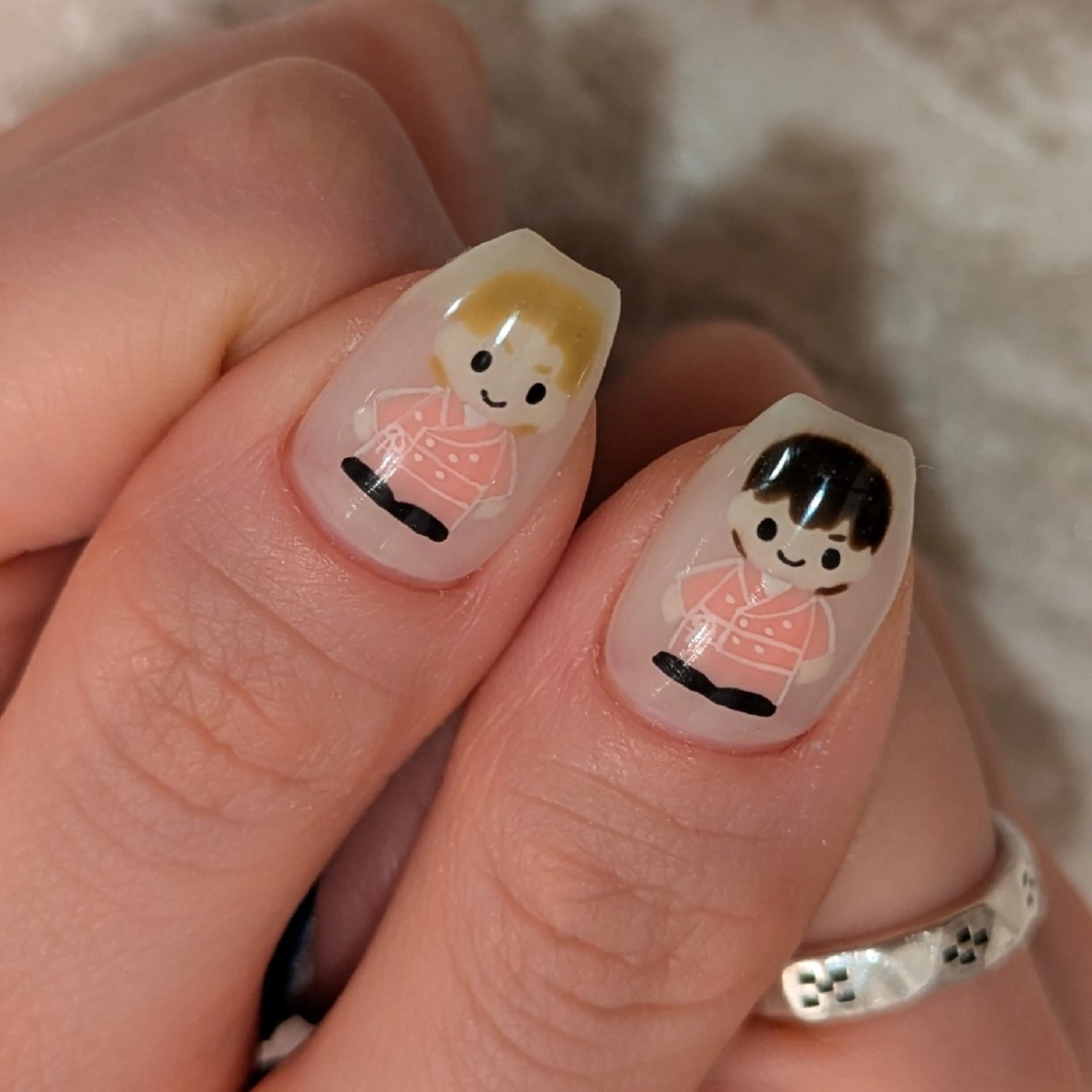 ネイル ジェヌインネイル 河内のネイルデザイン