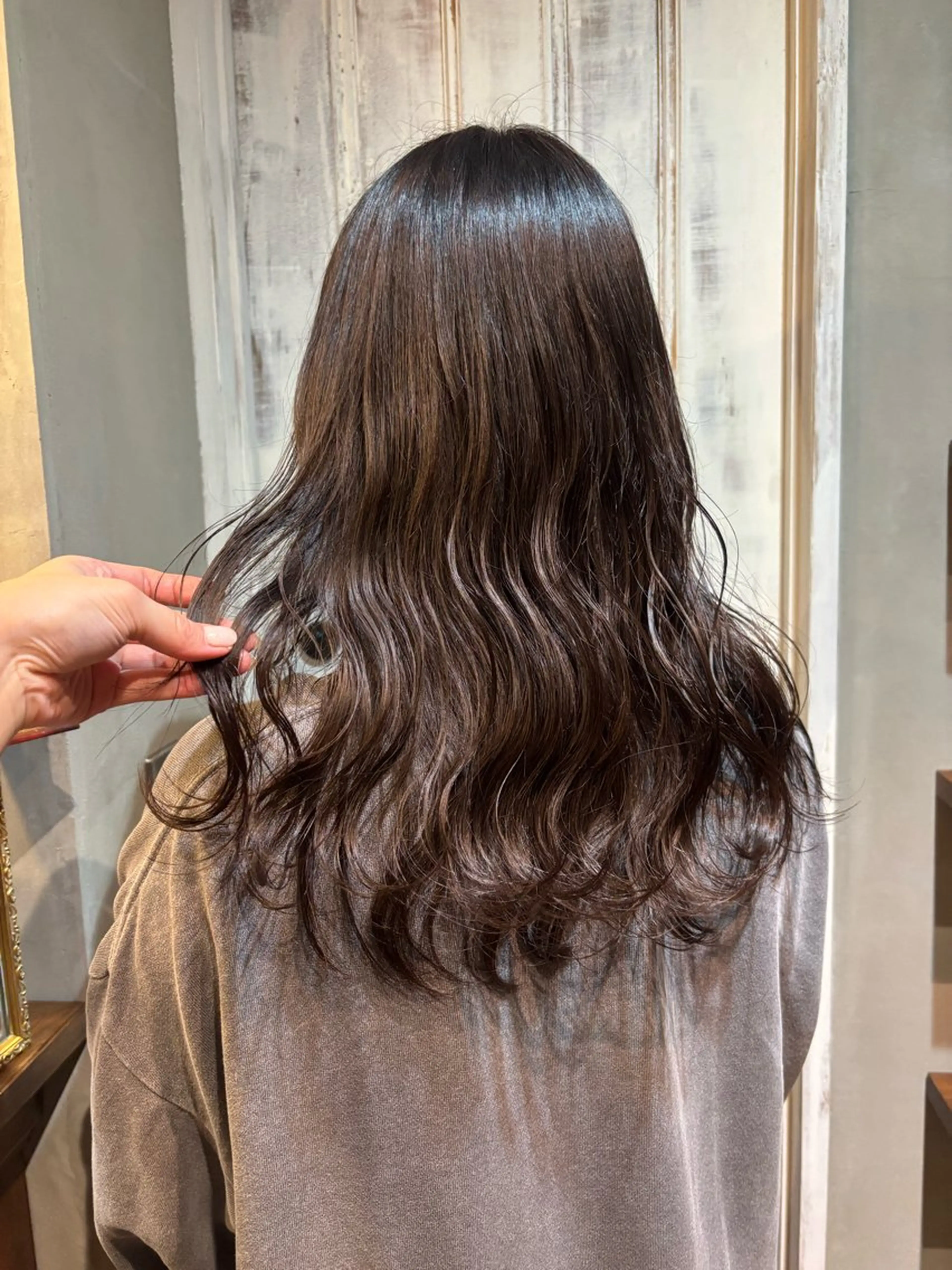 セミロング カラー ヘアアレンジ saya 🌟 レイヤー/ツヤ髪のヘアスタイル