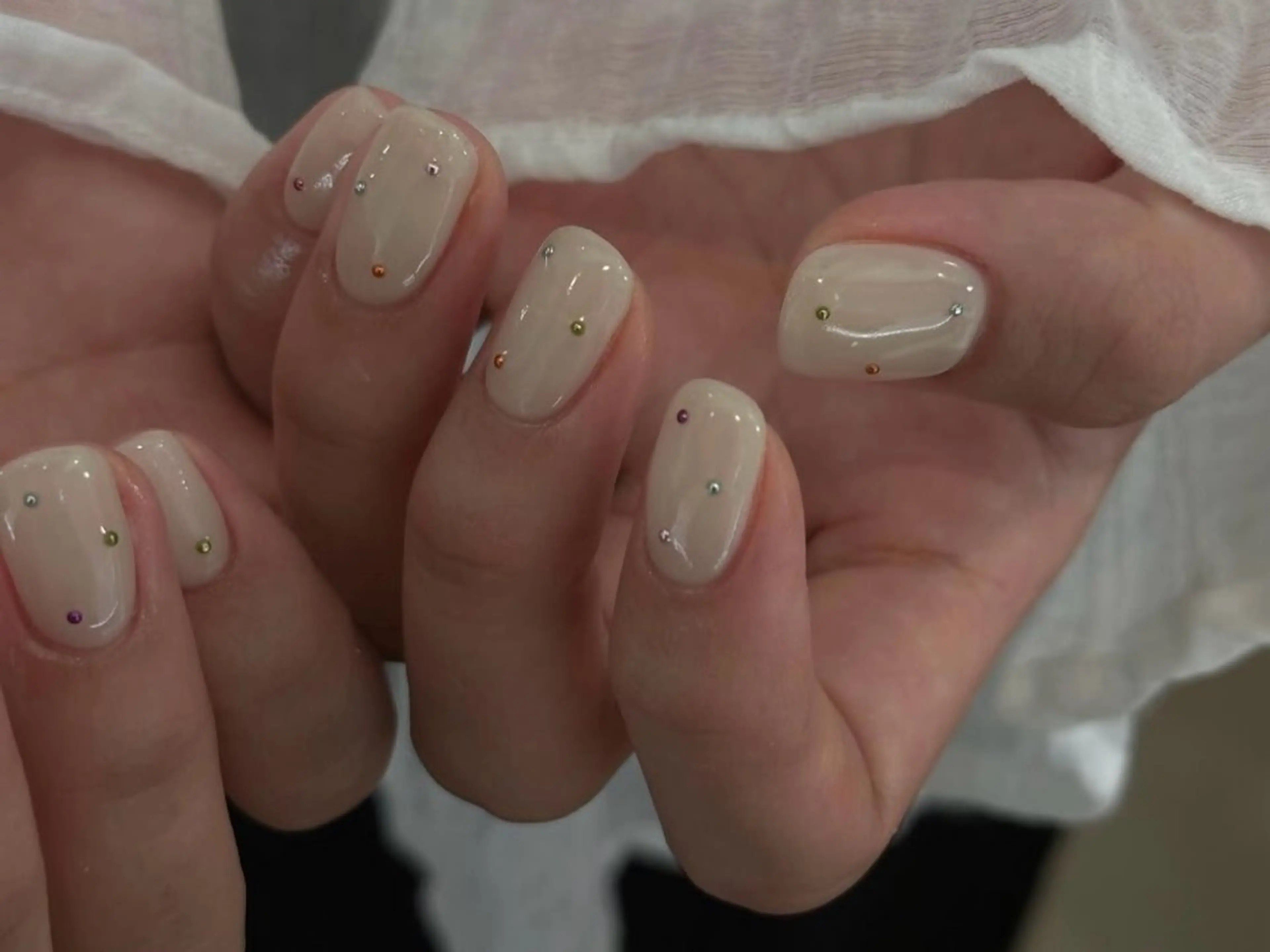 ネイル アートネイル オーロラネイル クリアネイル 長さ出し フレンチネイル 原田 梨香のネイルデザイン