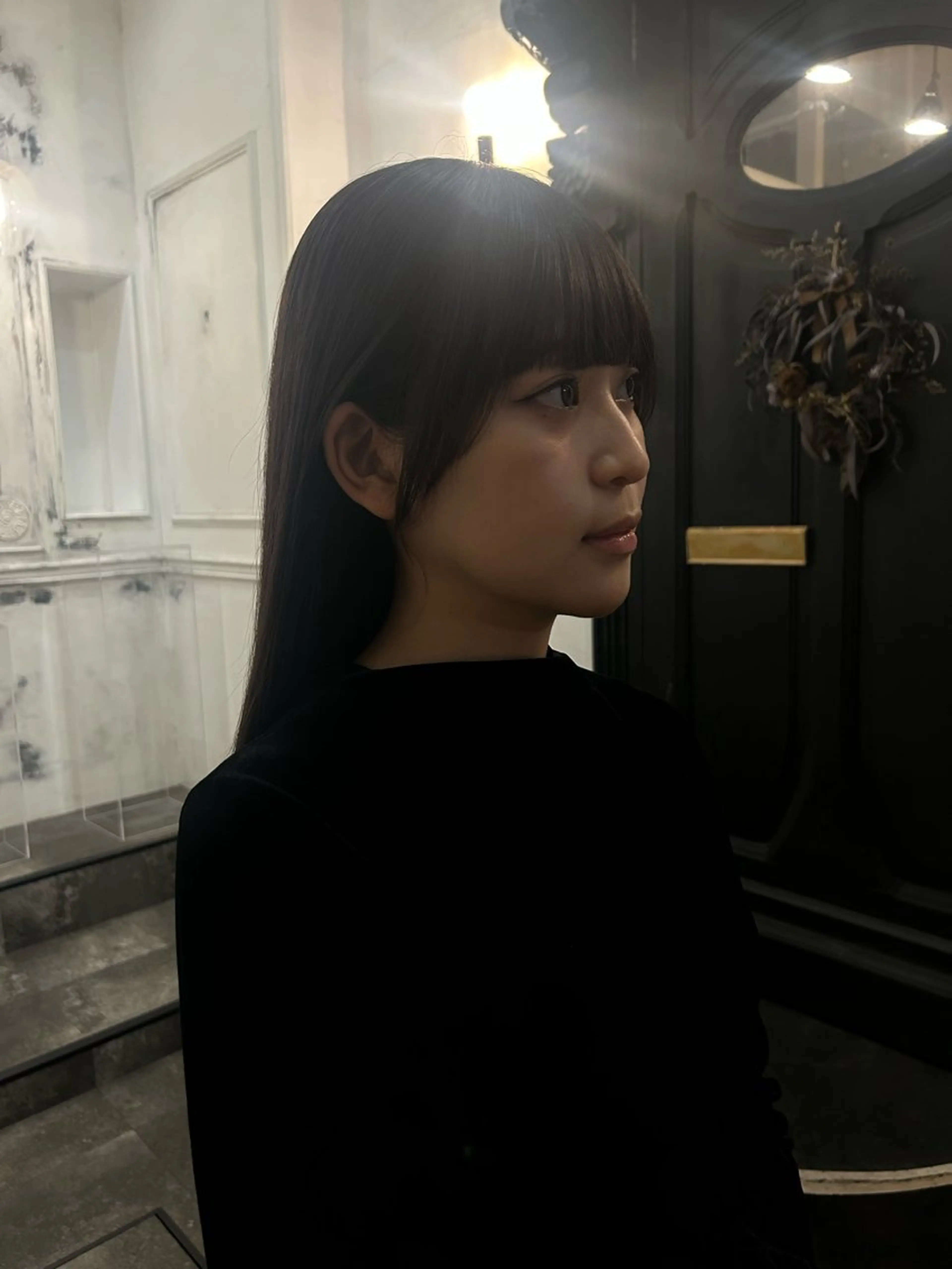 ロング 宮前 芽衣のヘアスタイル