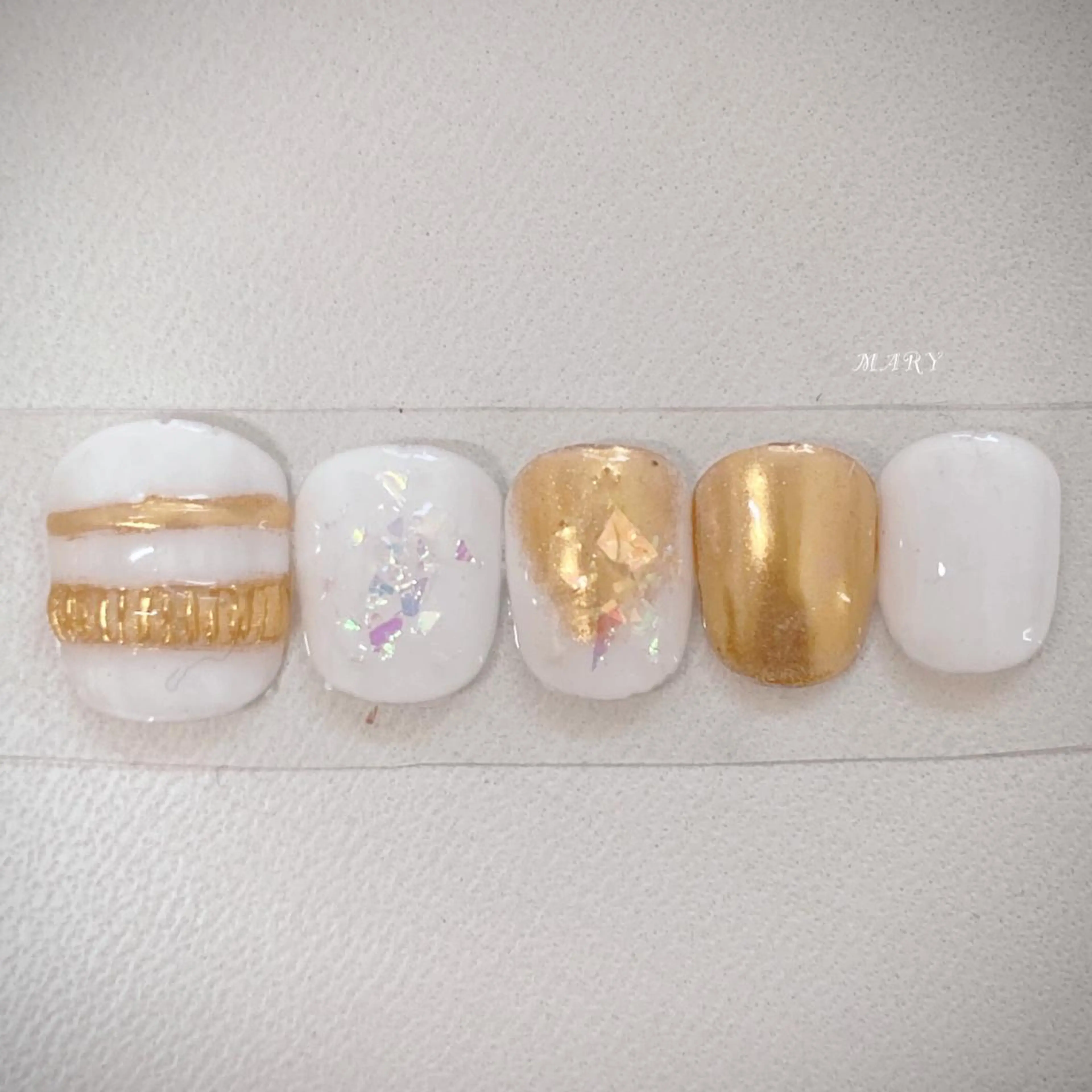 ネイル フットネイル ニュアンスネイル ワンカラーネイル ホワイト フットネイル Mary nail .narumiのネイルデザイン