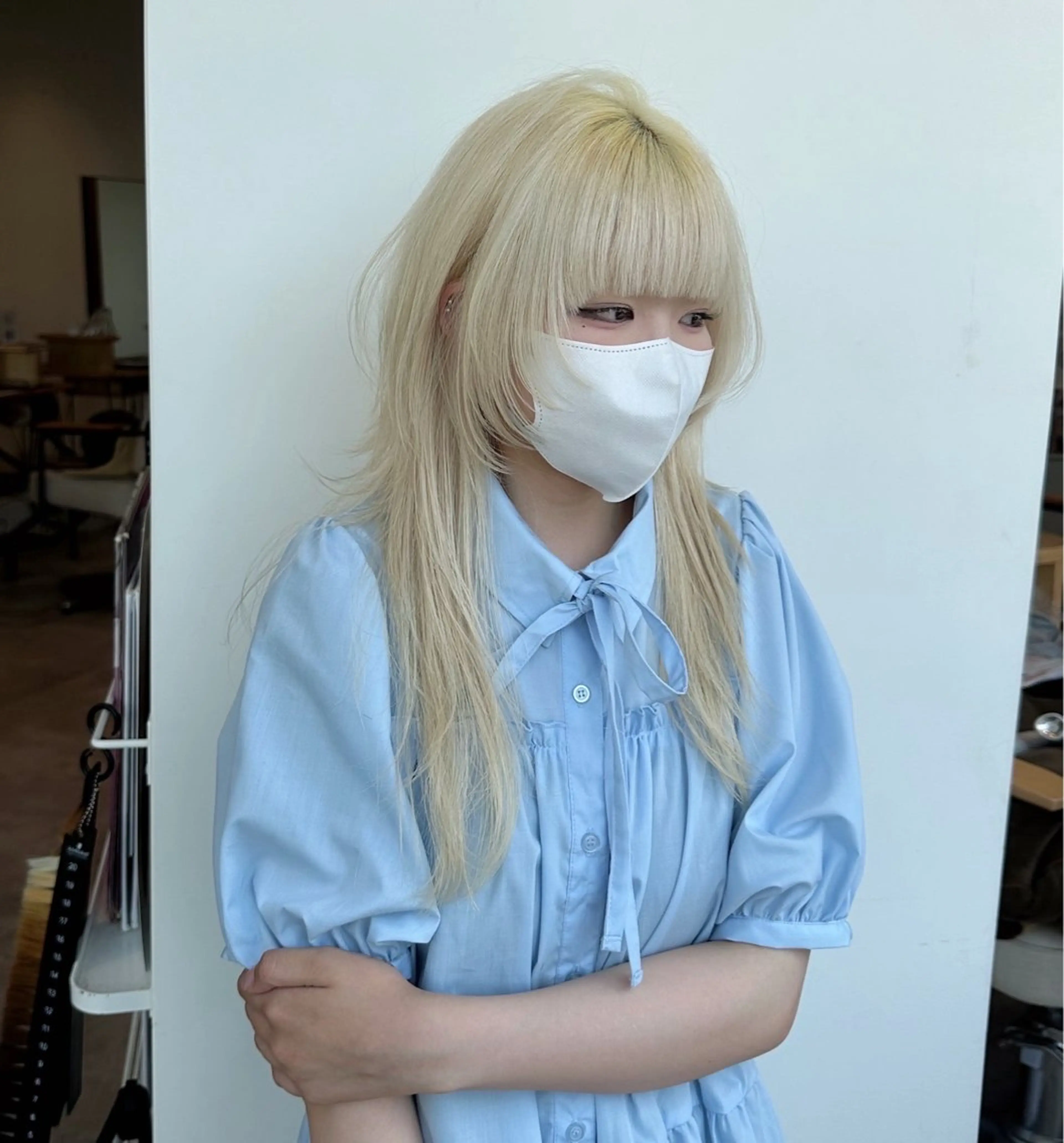 ロング カラー ハイトーンカラー ボブ くびれヘア 顔まわりレイヤー 顔周りカット 大阪ウルフカット ハッシュカットのヘアスタイル