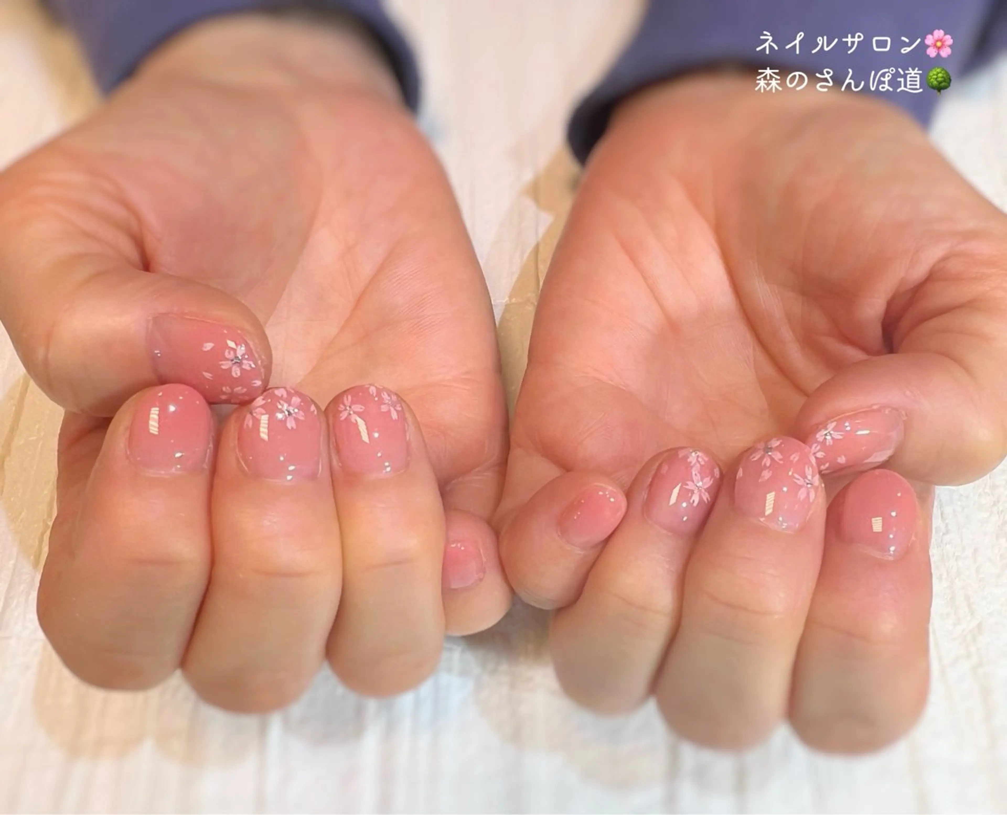 ネイル ハンドネイル ショートネイル 森のさんぽ道のネイルデザイン