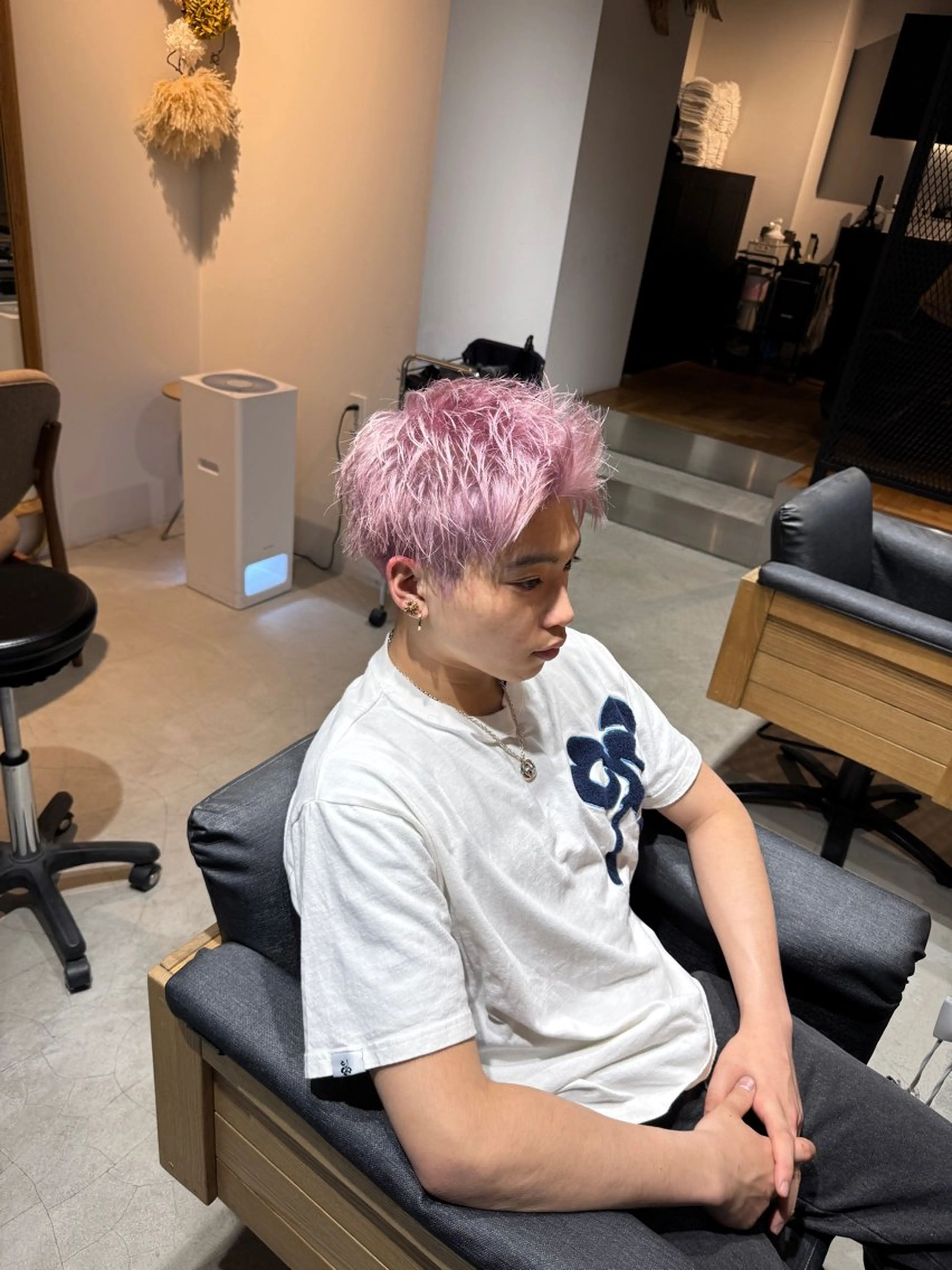 カラー メンズ ピンクカラー シルバー カット ヘアカラー トリートメント メンズ専門　井藤 雅也のヘアスタイル