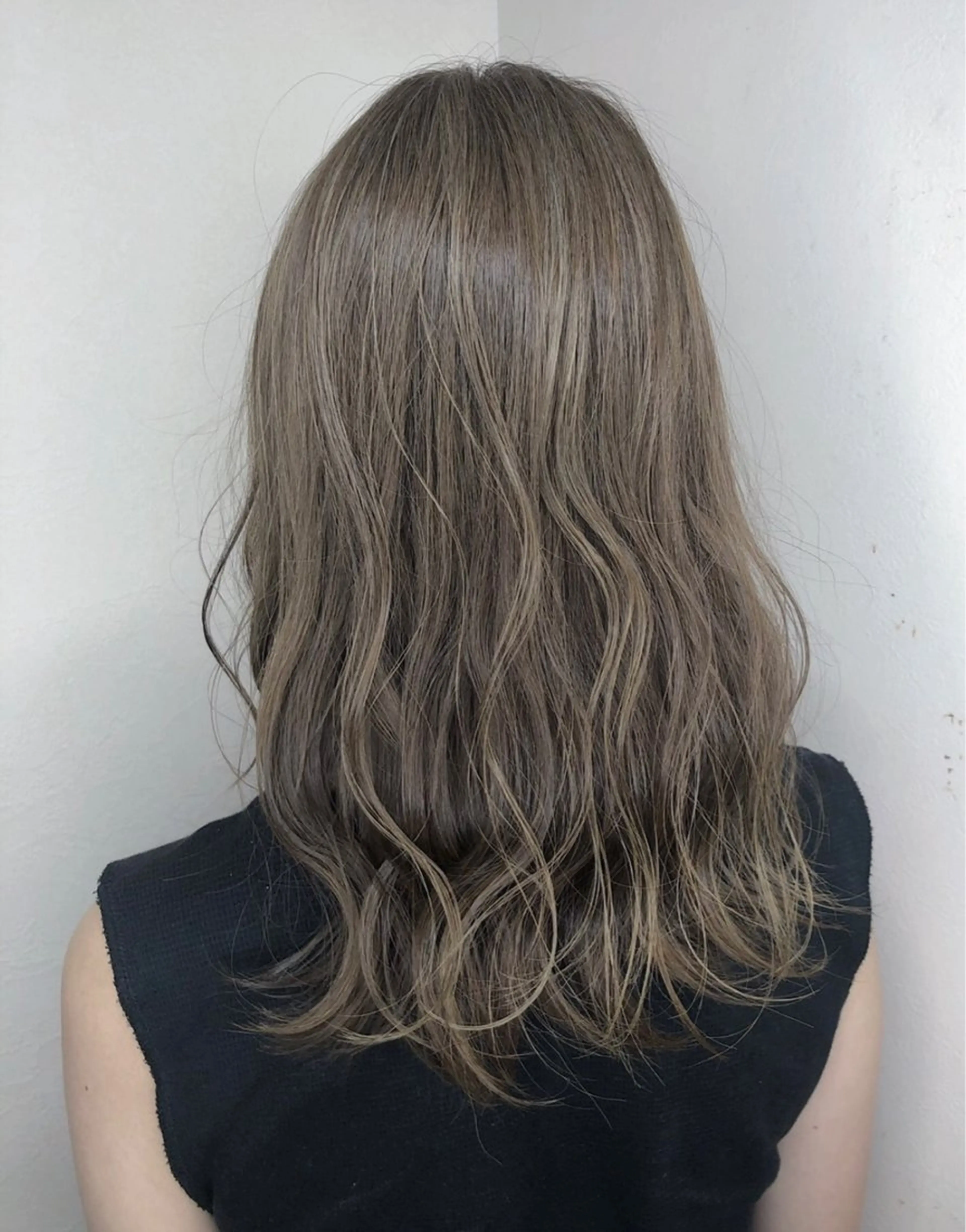 【モデル限定:カット+ブリーチカラー🐻❄️🤍✨】の写真