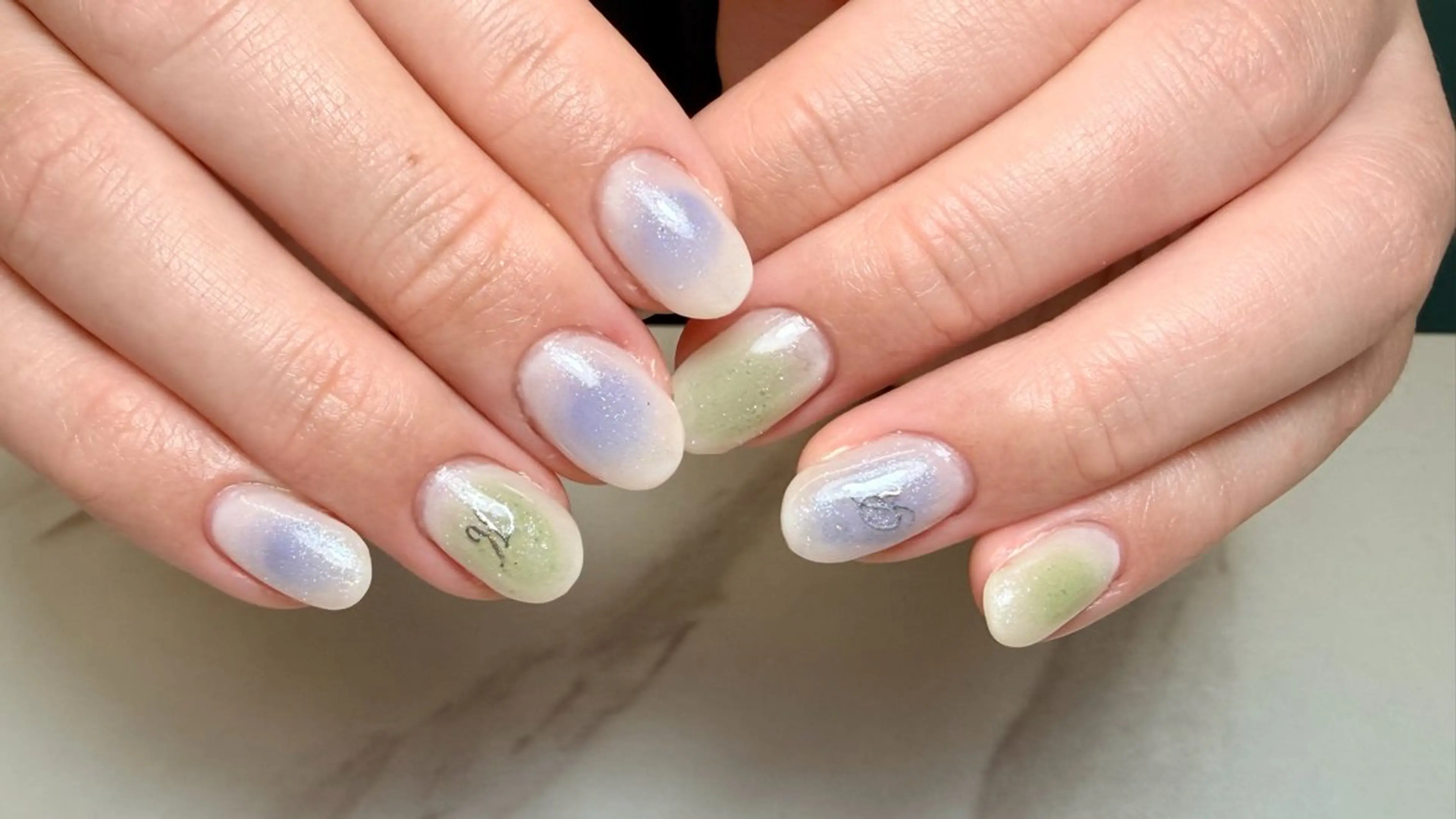 ネイル チークネイル ラメ(グリッター) みなみ❤︎ジャニオタ /堺筋本町のネイルデザイン