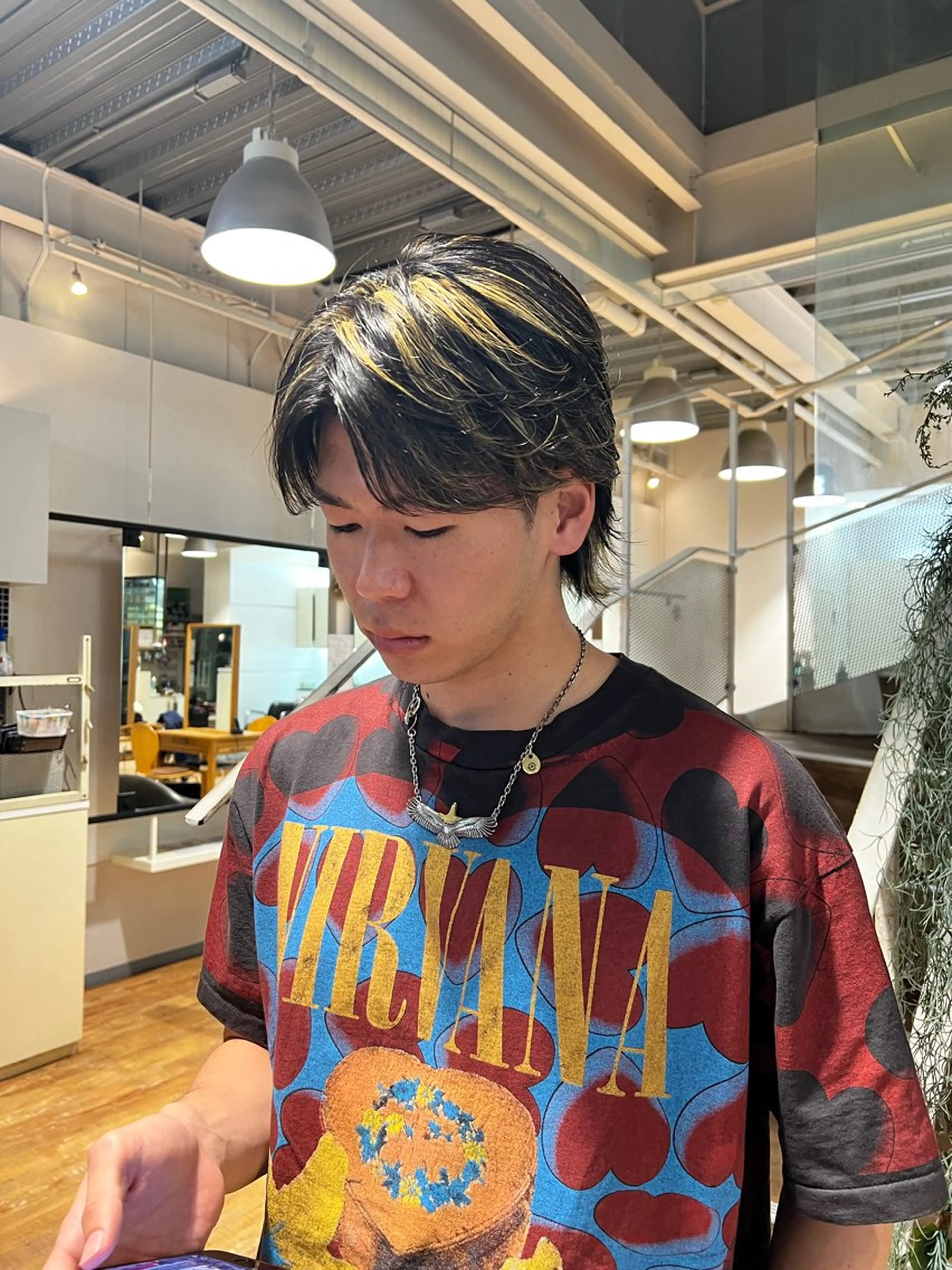 パーマ メンズ メンズハイライト メンズパーマ ニュアンスパーマ 四方田 皐希のヘアスタイル