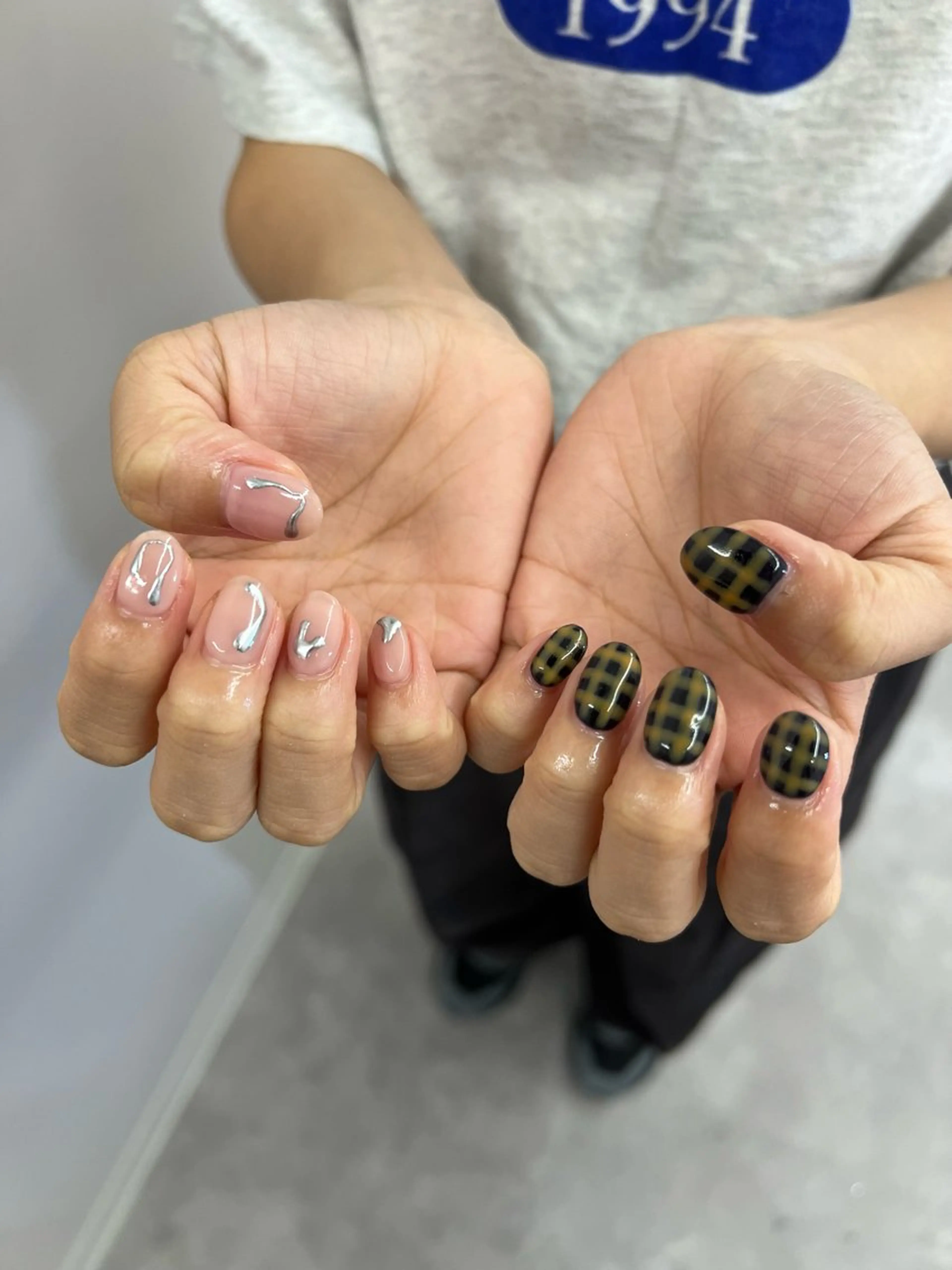 ネイル ジェルネイル マグネットネイル ネイビー ニュアンスネイル パラジェル ハンドネイル ハンドケア Bana_ Nailのネイルデザイン