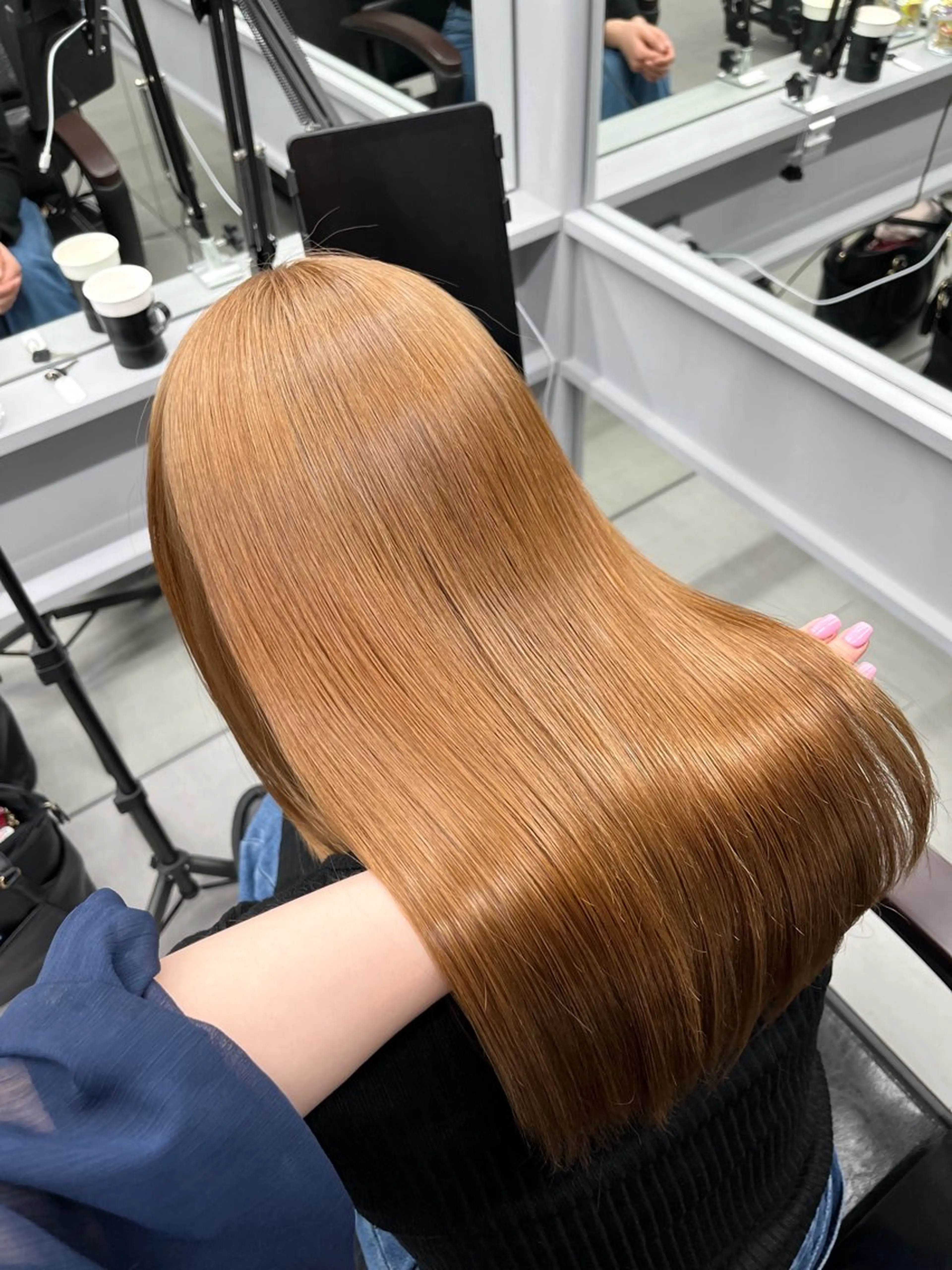 ロング カラー ブロンド RIN 中明度韓国ヘアのヘアスタイル