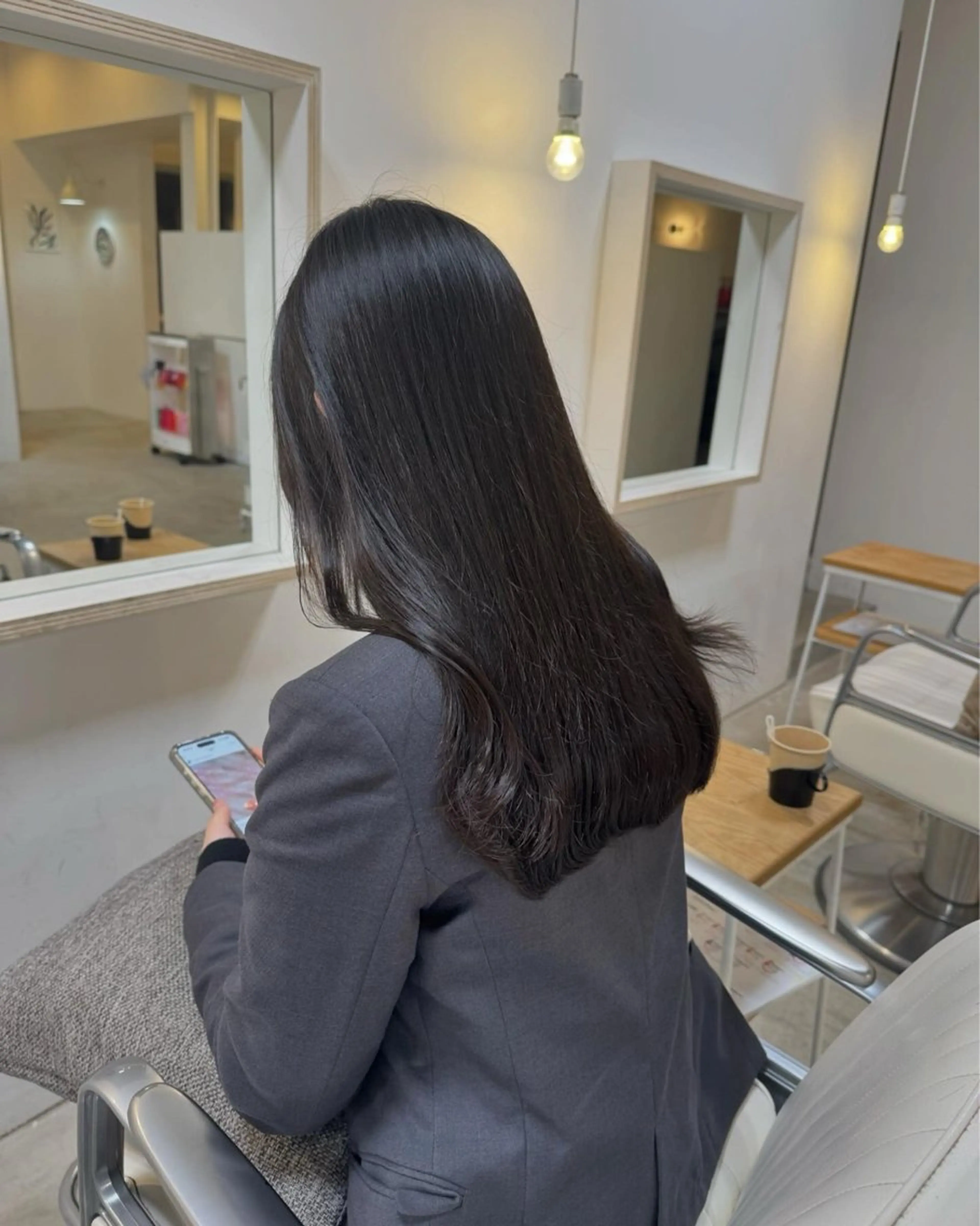 【人気No.2⭐︎】デザインカット＋グレイカラー＋ヘッドスパ🧖‍♀️の写真