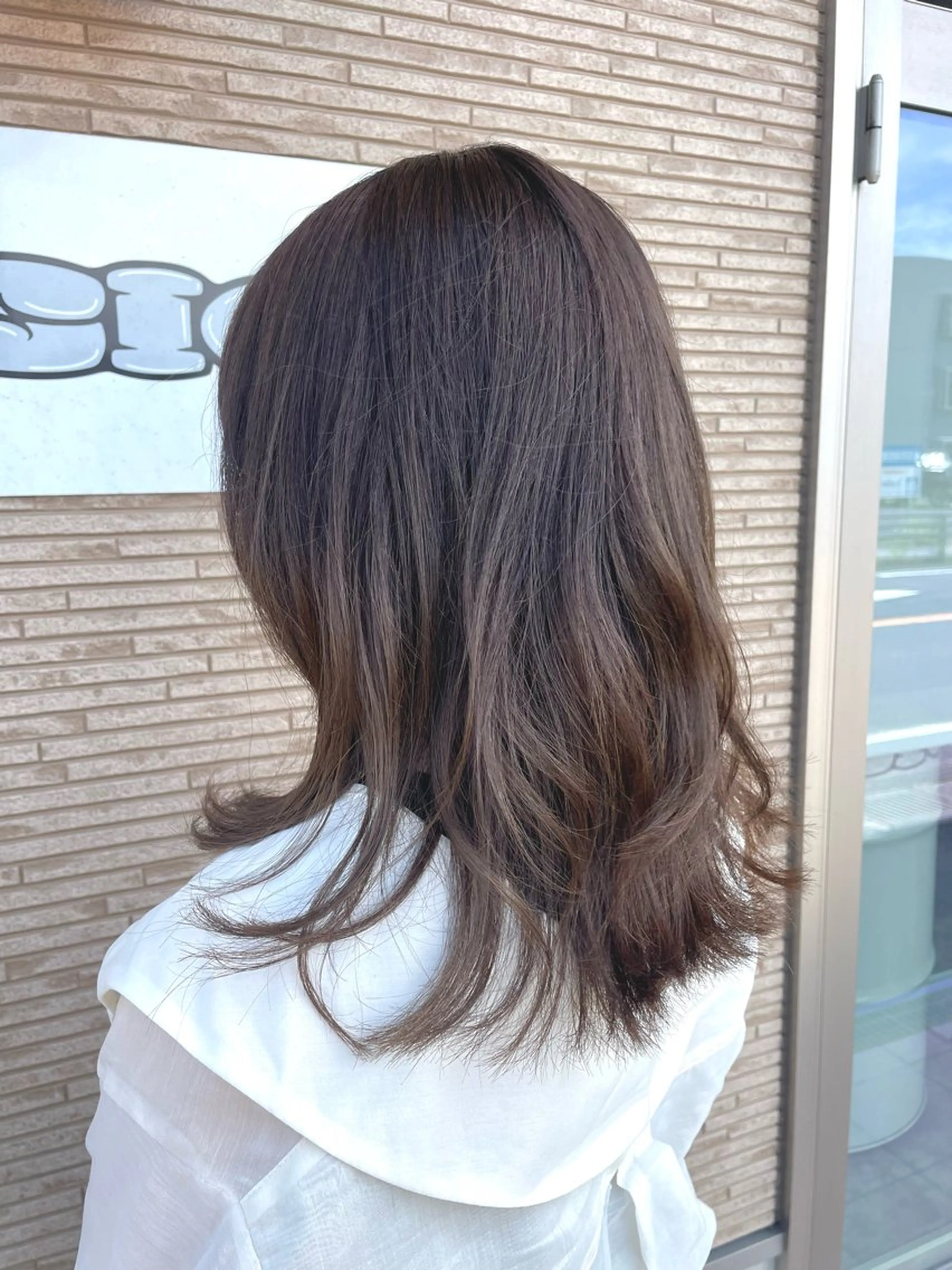 ミディアム アッシュ レイヤーカット 谷山清和 ゆうやのヘアスタイル