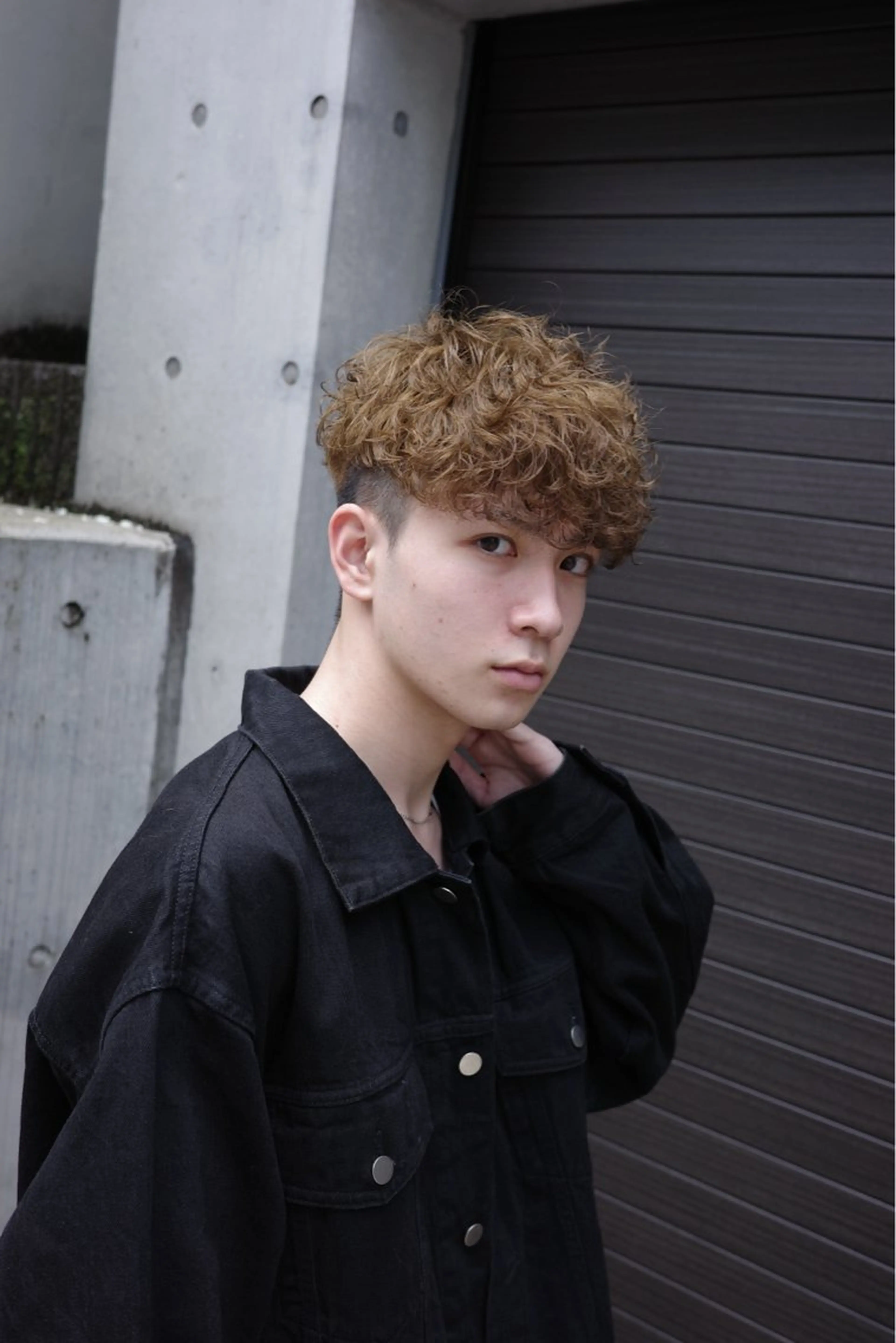 パーマ メンズ カット パーマ fifth 安次富　泰雅のヘアスタイル