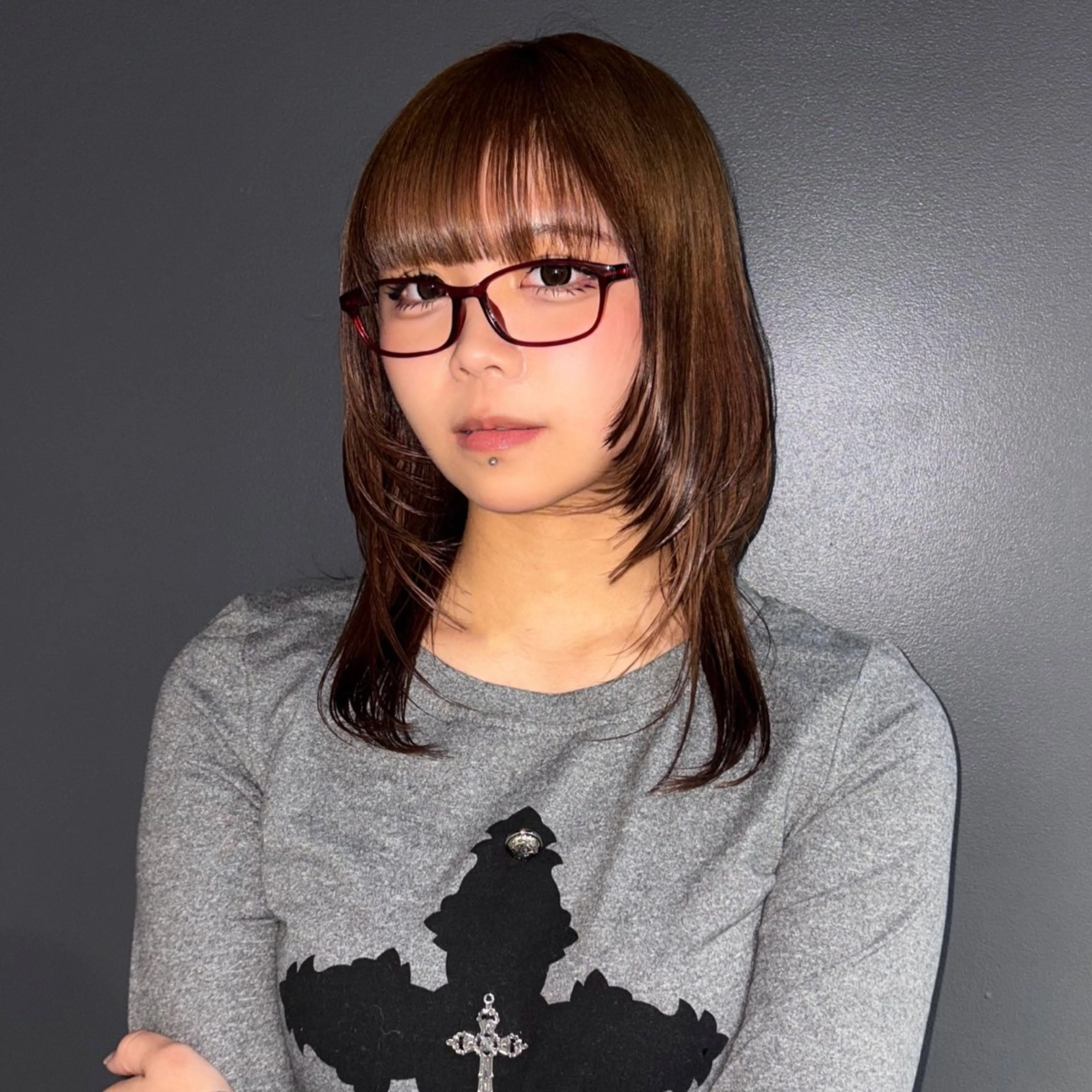 ミディアム レイヤーカット ウルフカット ウルフレイヤー ★デザインカラー ハイトーン ももか★のヘアスタイル