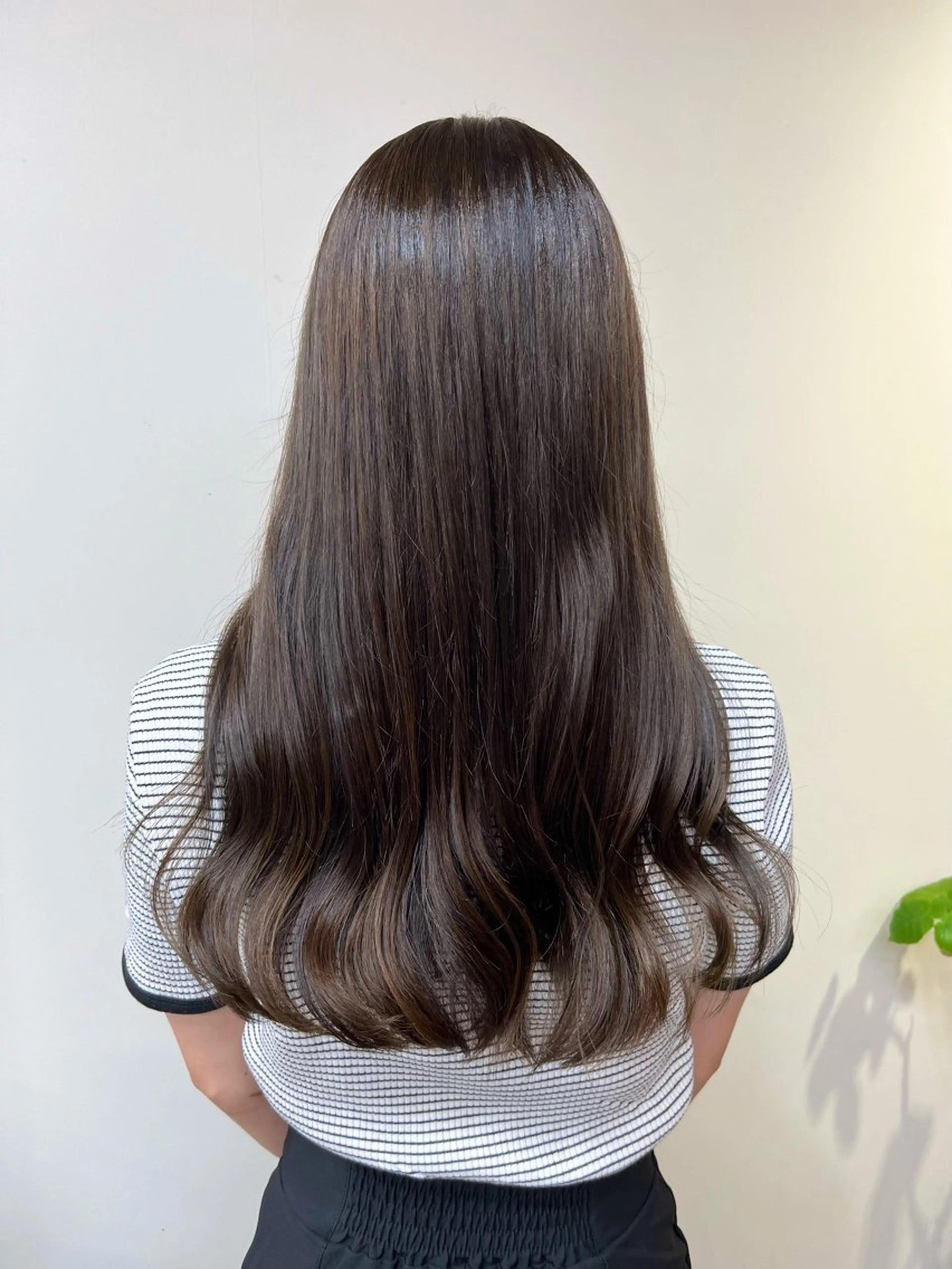 ロング 縮毛矯正 カット ヘアカラー 縮毛矯正 トリートメント タケデ スズカのヘアスタイル