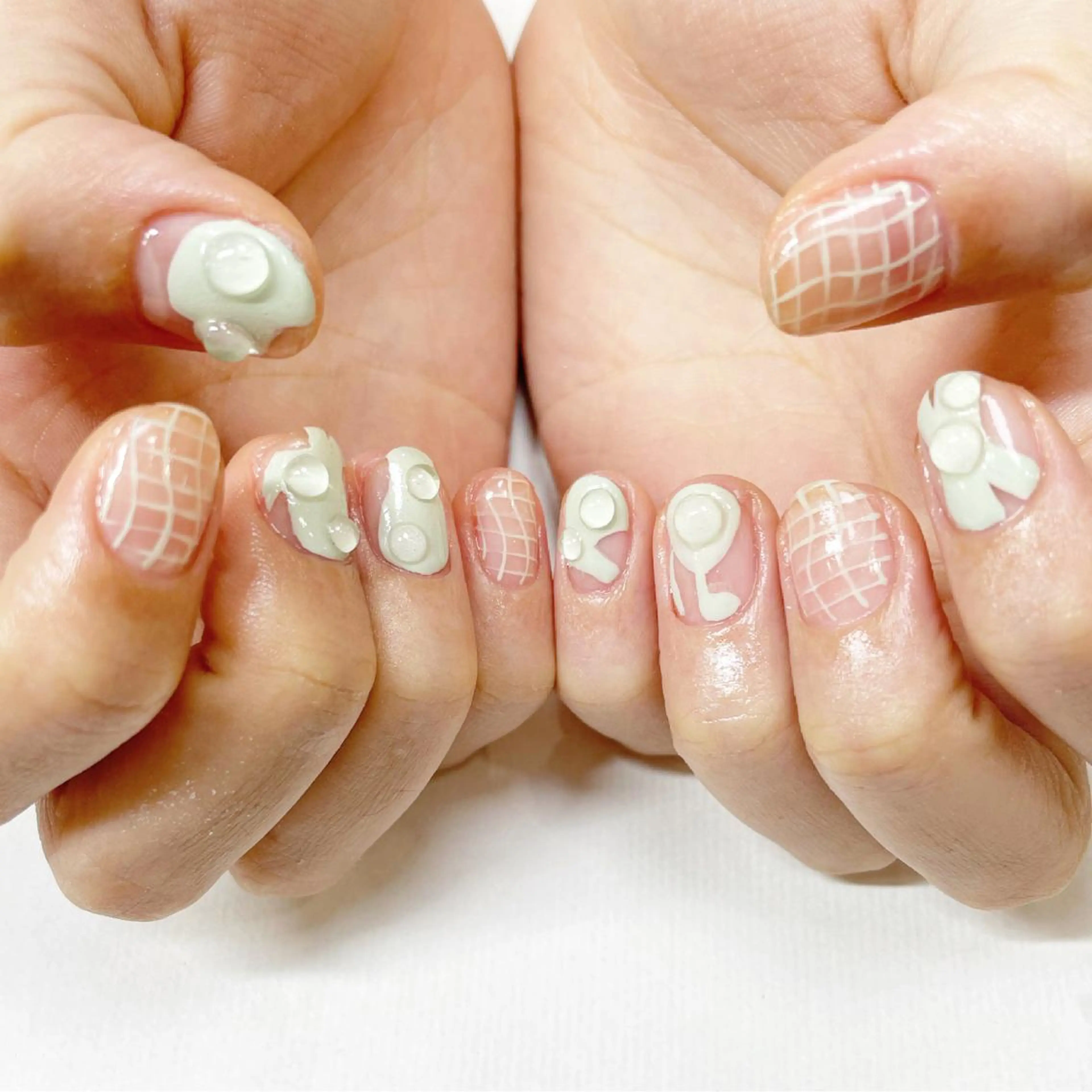 ネイル ニュアンスネイル ハンドネイル フットネイル Minami 🍓のネイルデザイン