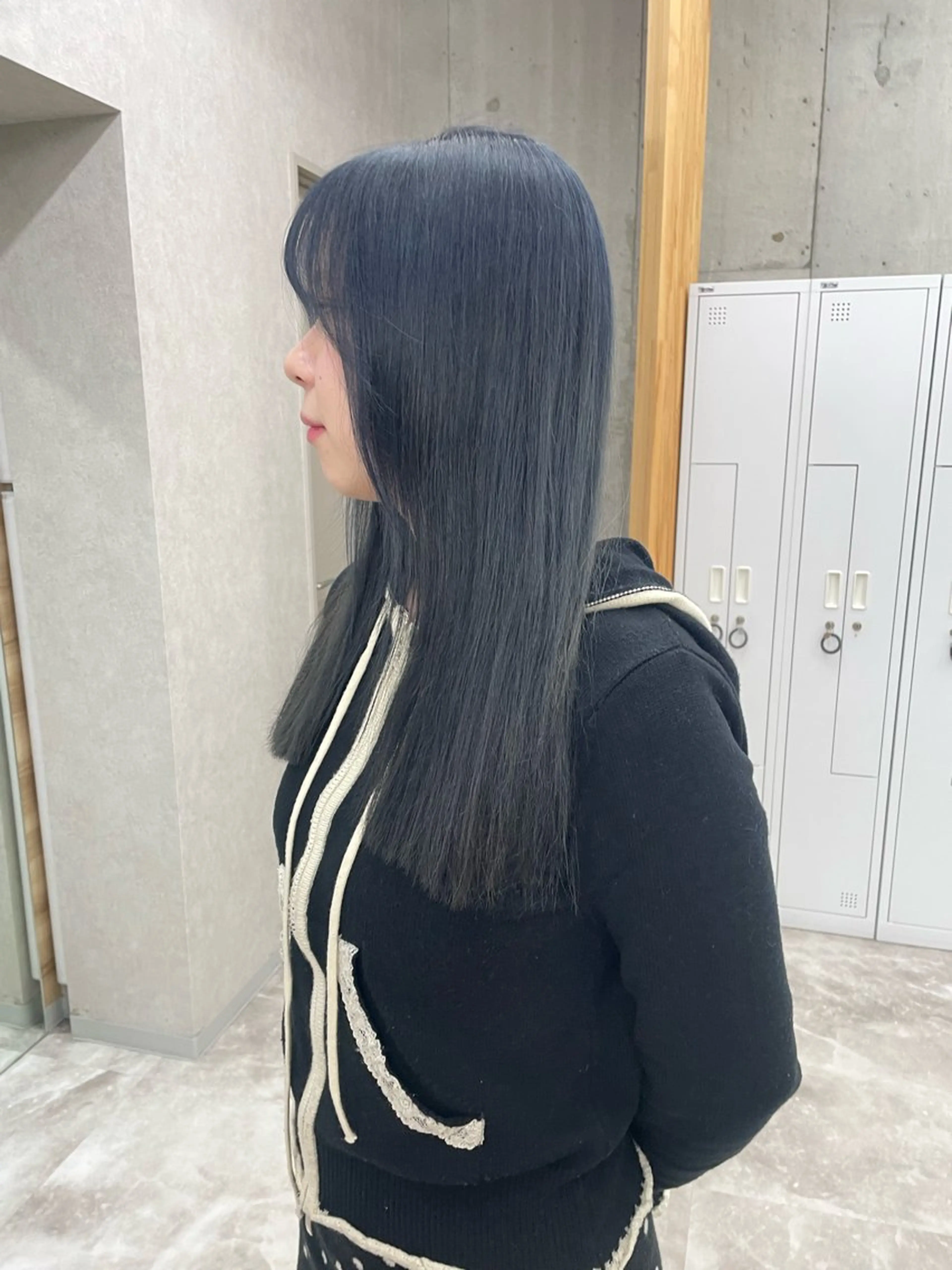 セミロング ブリーチ/ベージュ 💕/momoaのヘアスタイル