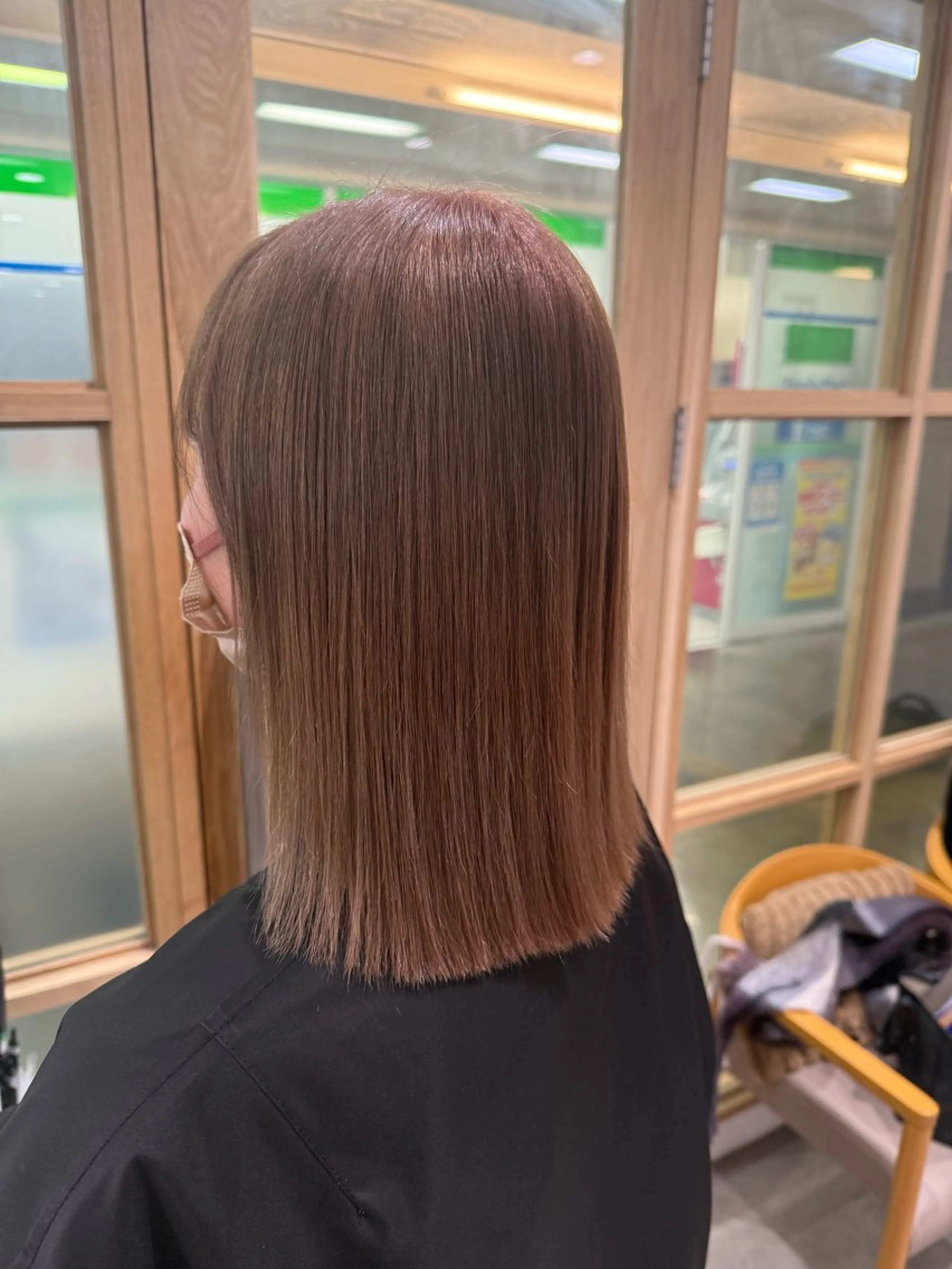 ミディアム ヘアカラー 松平 拓巳のヘアスタイル