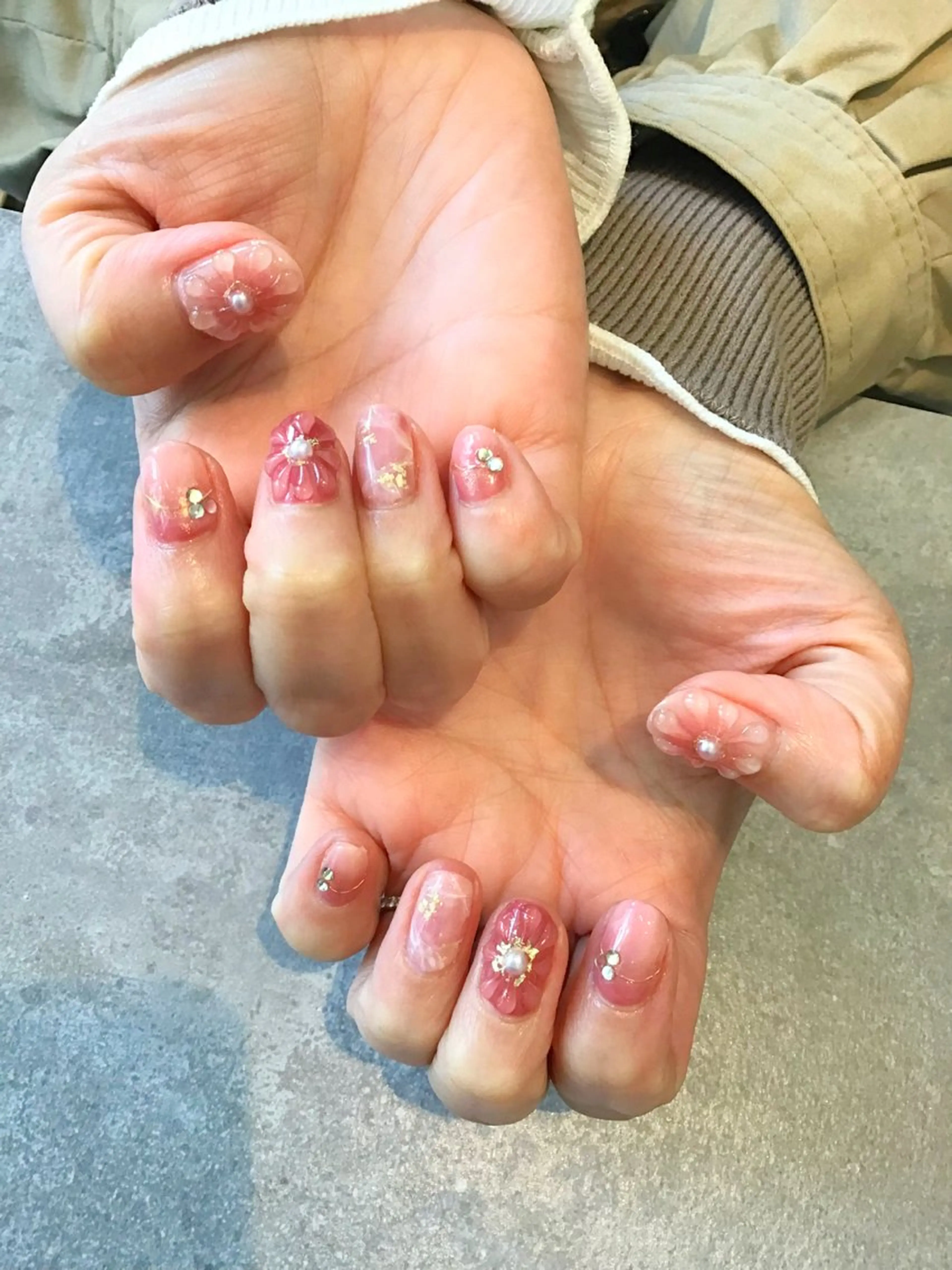 ネイル 持ち込み Nest 岩崎のネイルデザイン