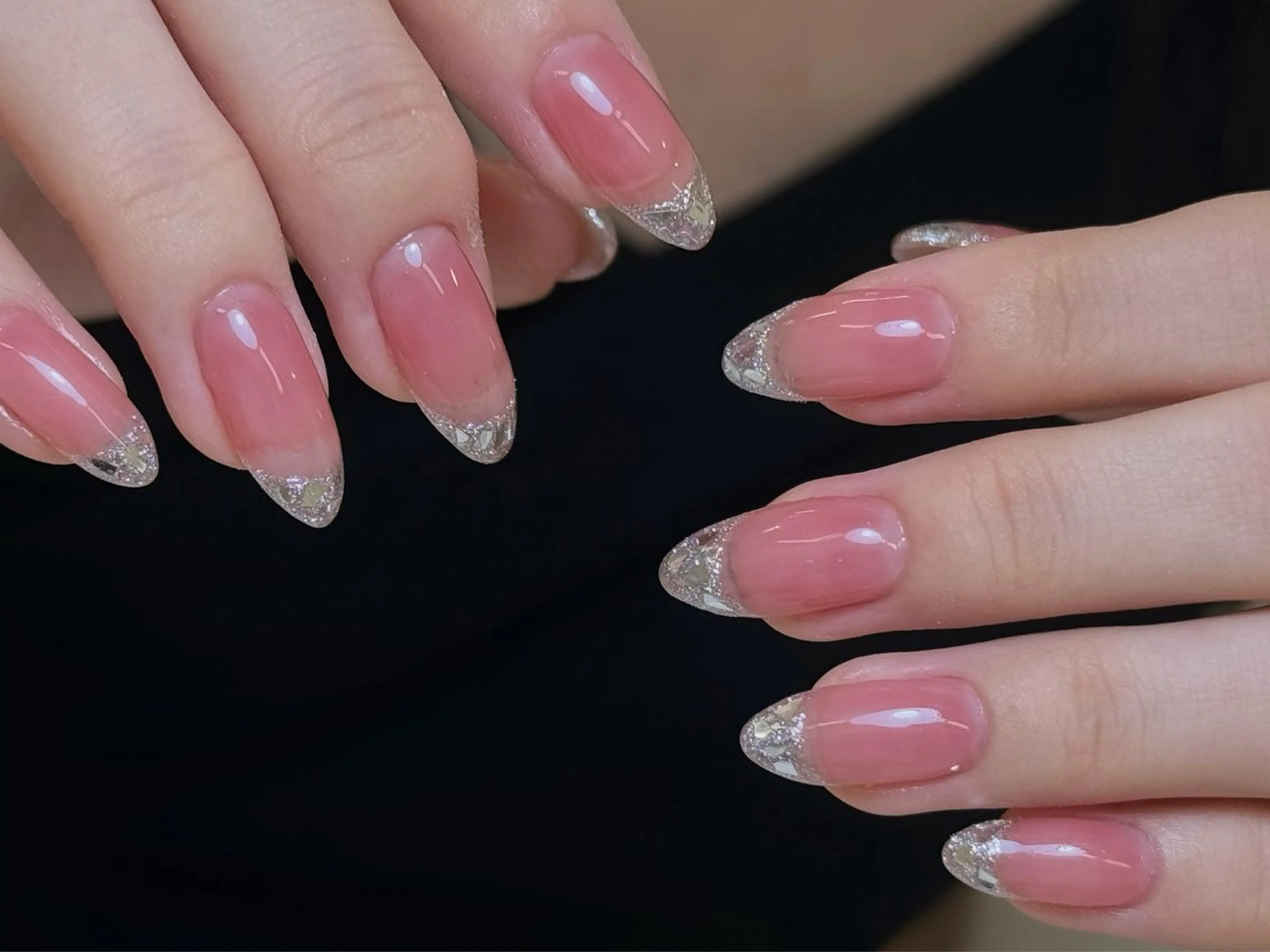 ネイル チークネイル フレンチネイル 韓国ネイル マグネットネイル 持ち込み ハンドネイル Hi nail🎀 池袋kozueのネイルデザイン